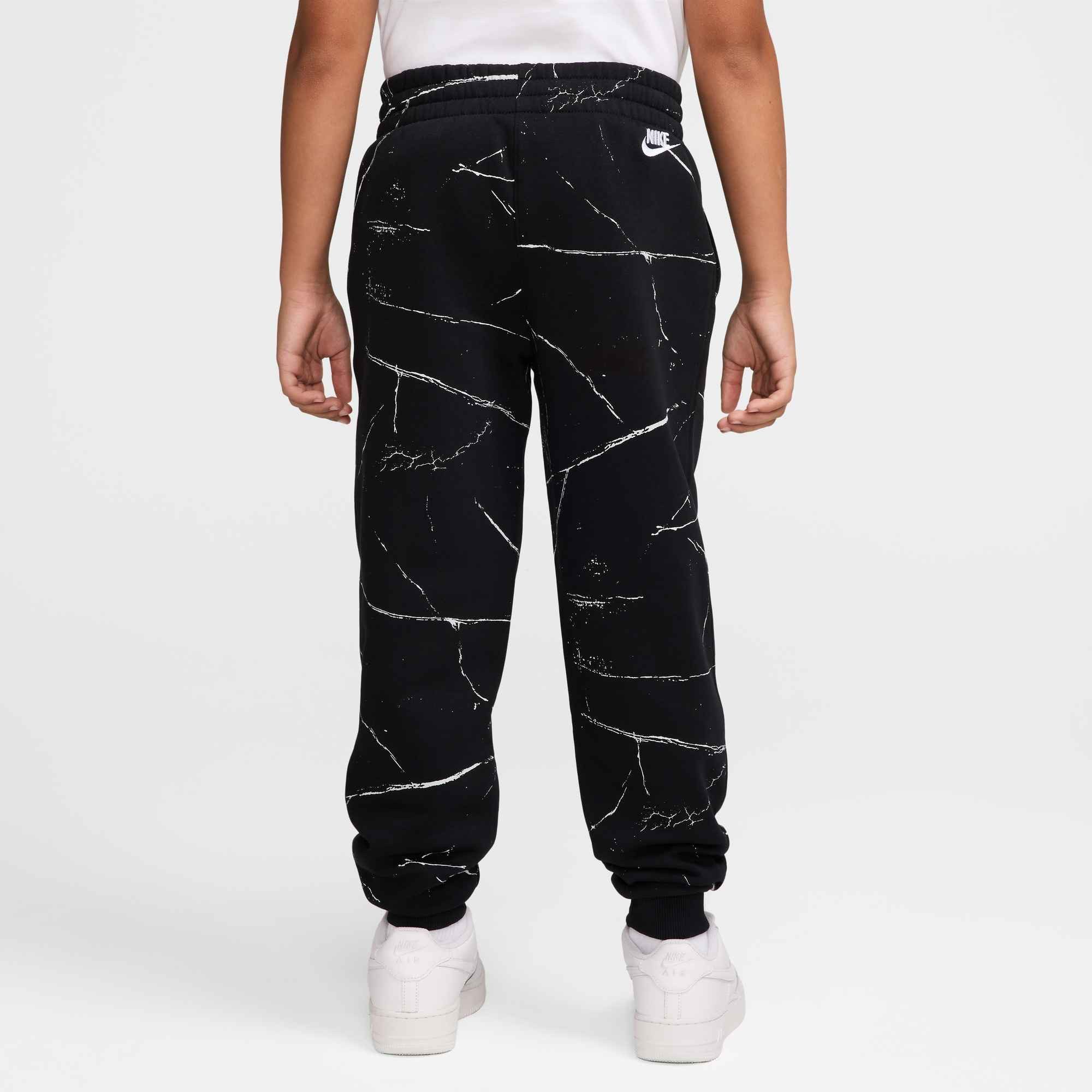 Nike Sportswear Jogginghose K NSW CLUB PNT AOP FAM-PD Für Kinder und Jugendliche
