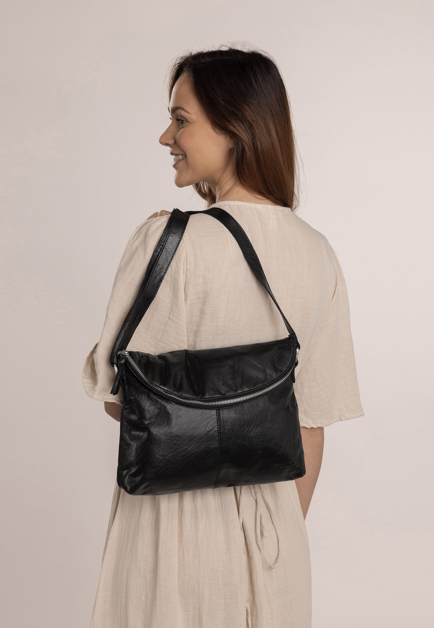 Gusti Leder Umhängetasche Gusti Leder Umhängetasche Gardenia (1-tlg) – Bild 5 von 5