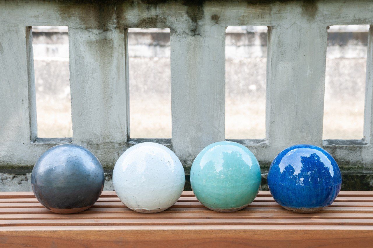 Teramico Dekokugel Gartenkugel Rosenkugel Keramik 12cm GrauWeiß, 100