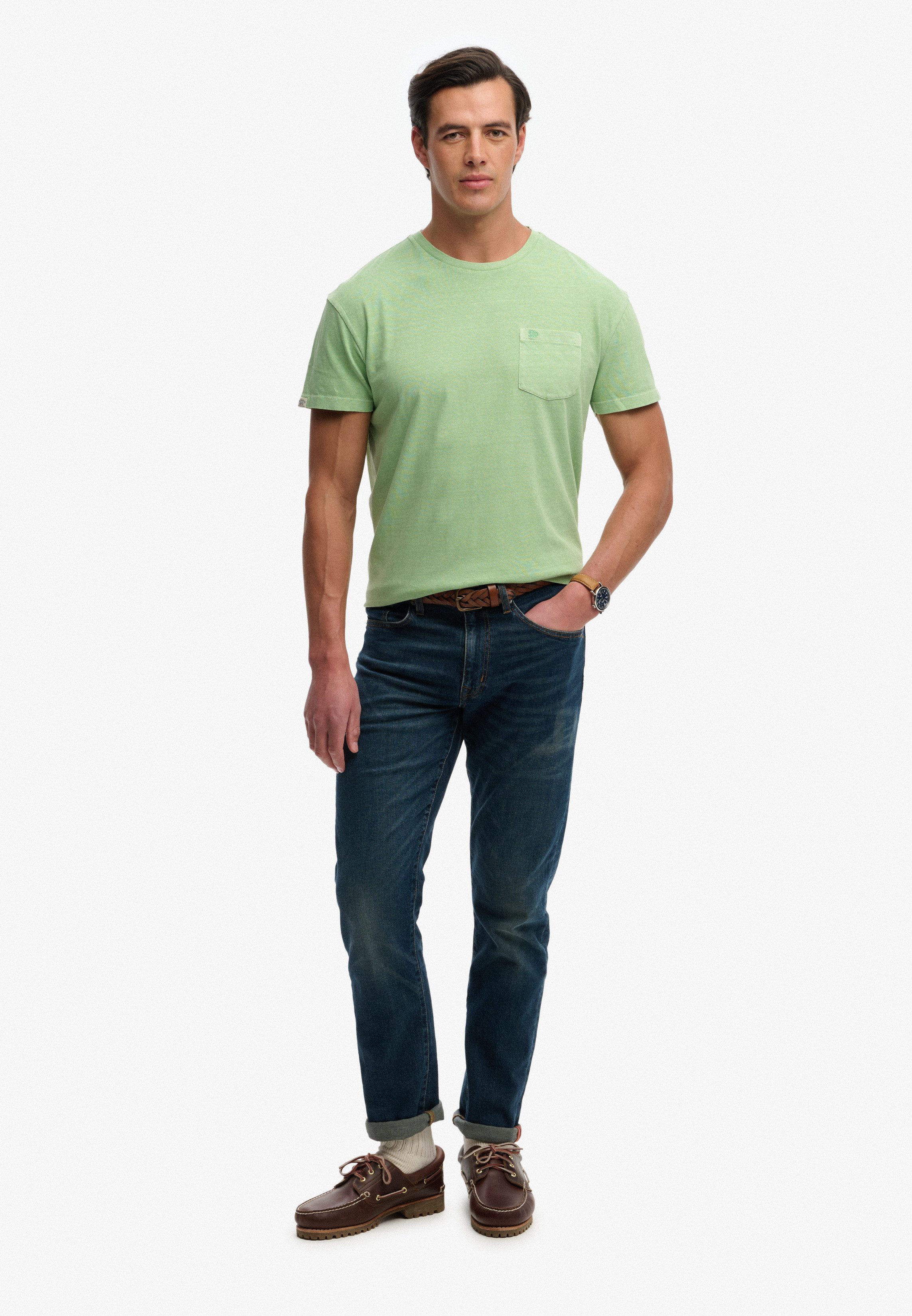Superdry Rundhalsshirt COTTON CLASSIC LINEN PKT TEE Baumwollmischung, relaxed fit aus luftig leichtem Baumwoll-Leinen-Mix – Bild 4 von 5