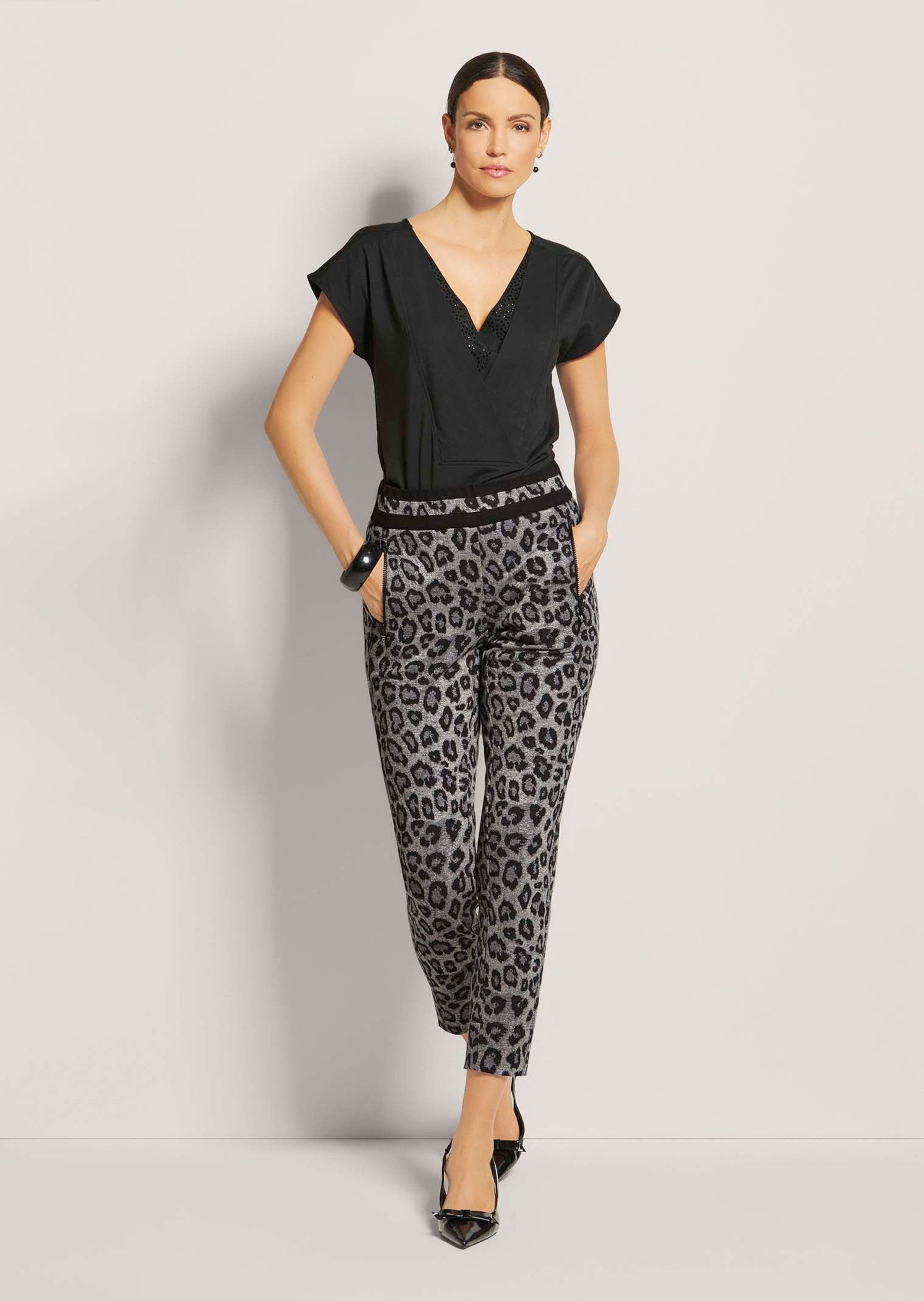 MADELEINE Stoffhose Leo-Print Jersey-Hose mit Stretch Elastische Hose mit A günstig online kaufen
