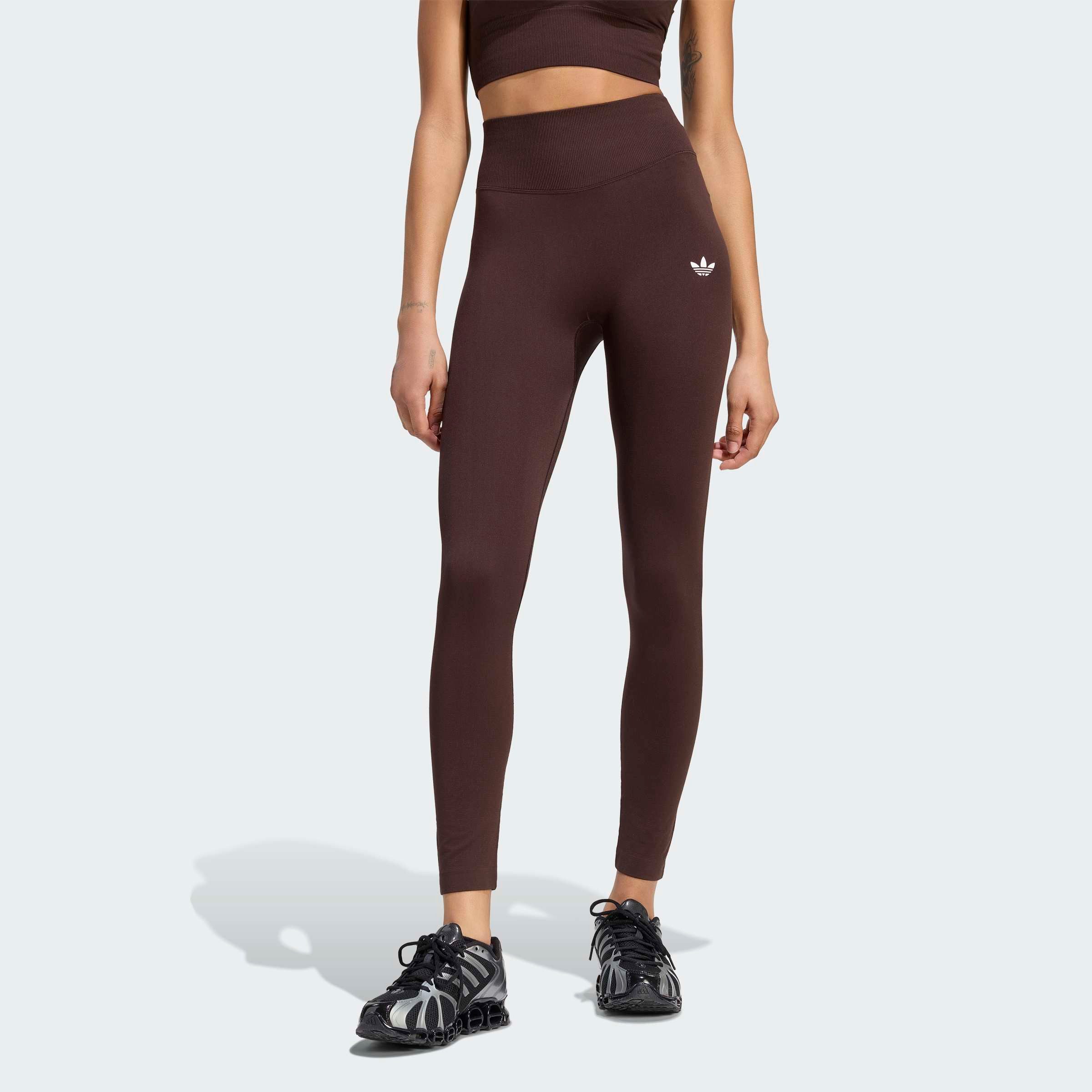 adidas Originals Leggings ESSENTIALS, NAHTLOS für Sportmode und Streetwear, sportlicher Stil, ohne Verschluss