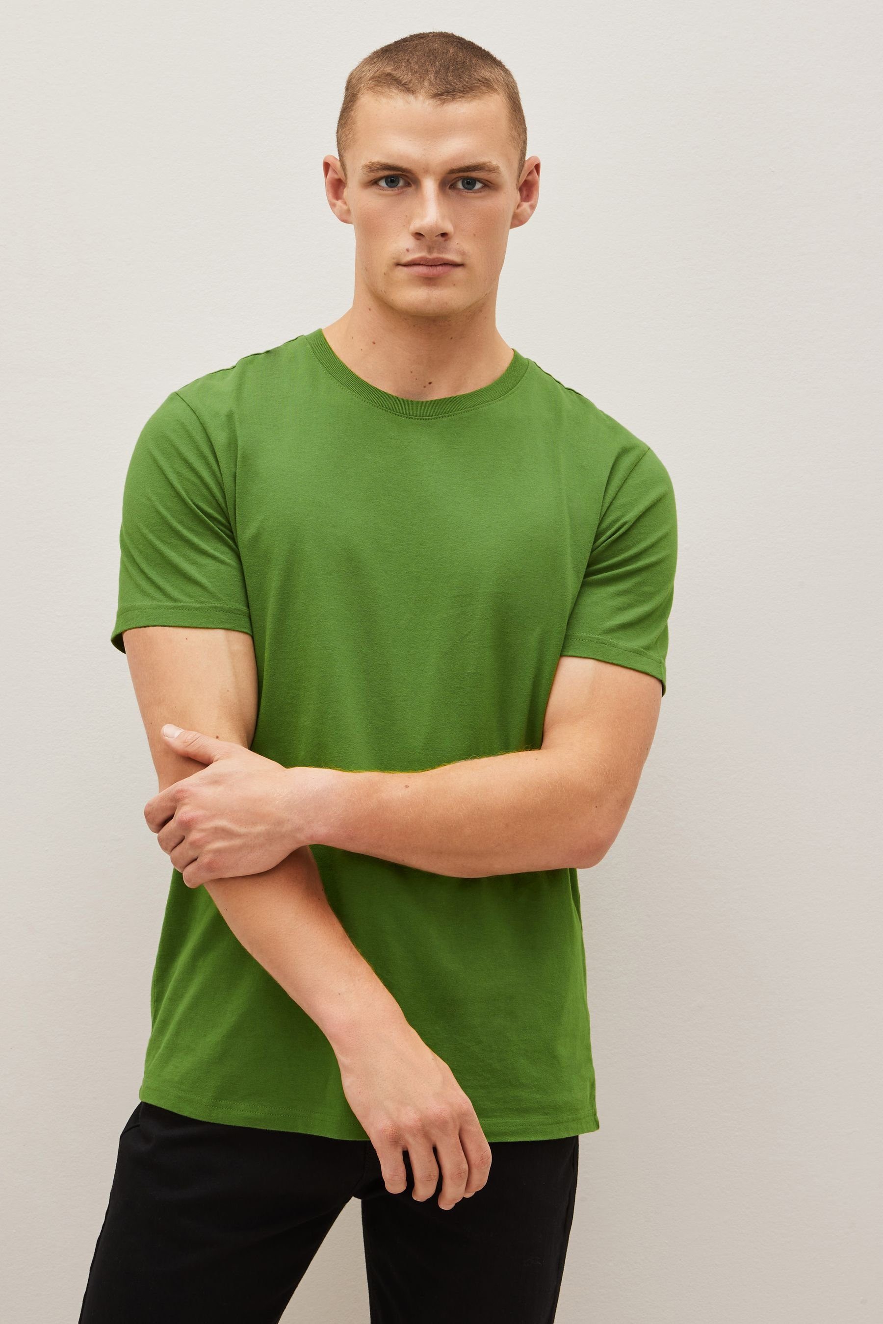 (1-tlg) T-Shirt Essential Rundhalsausschnitt Green mit Next Olive T-Shirt