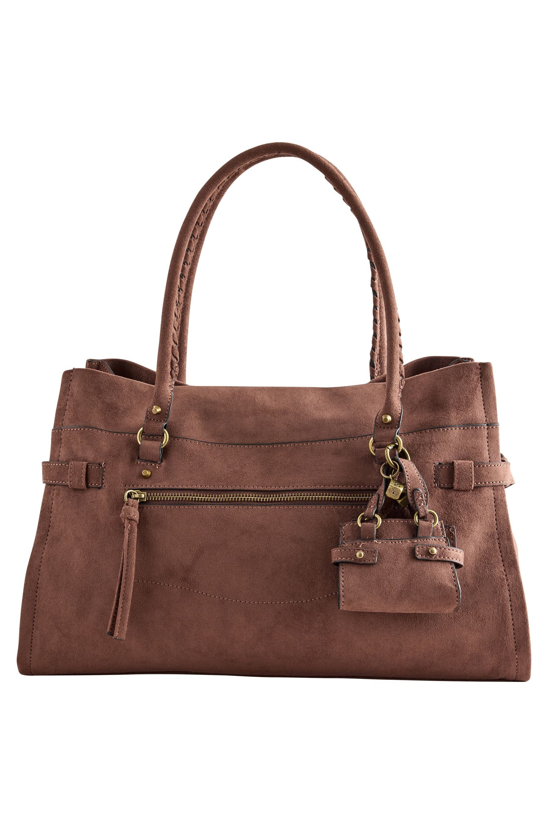 Next Schultertasche Schultertasche mit großem Anhänger (1-tlg)