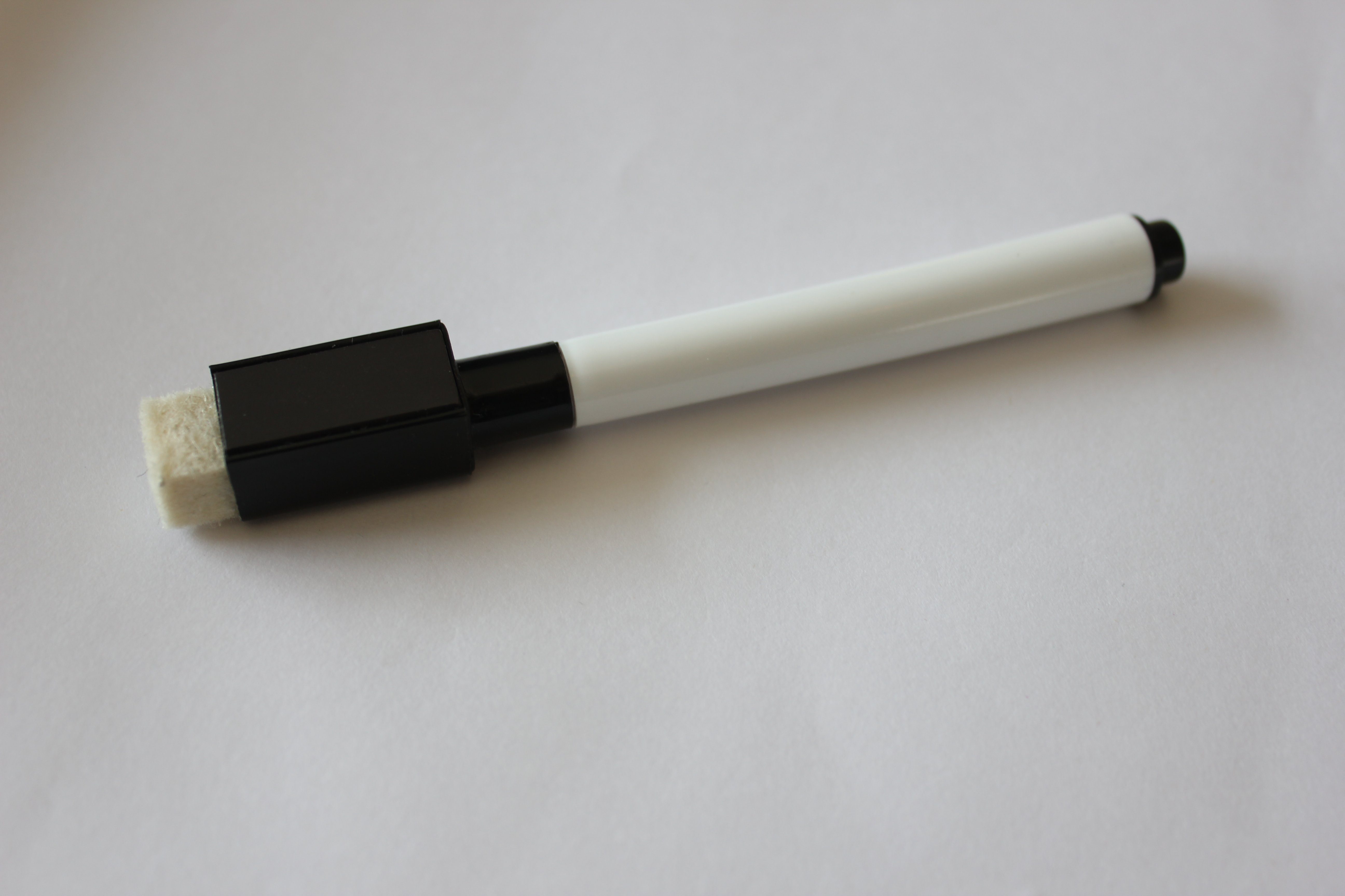 Luna24 simply great ideas... Tafelfolie Whiteboard-Folie mit Stift, Tafelfolie, (2 St)