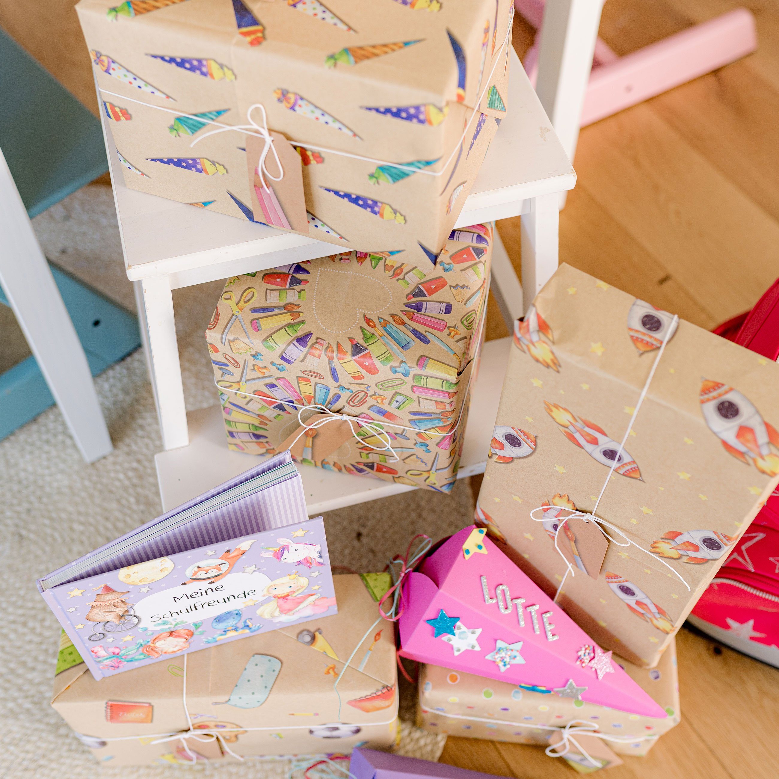 PAPIERDRACHEN Geschenkpapier Geschenkpapier zur Einschulung - verschiedene Motive, doppelseitig bedruckt und Anhänger mit Baumwollschnur – Bild 5 von 5