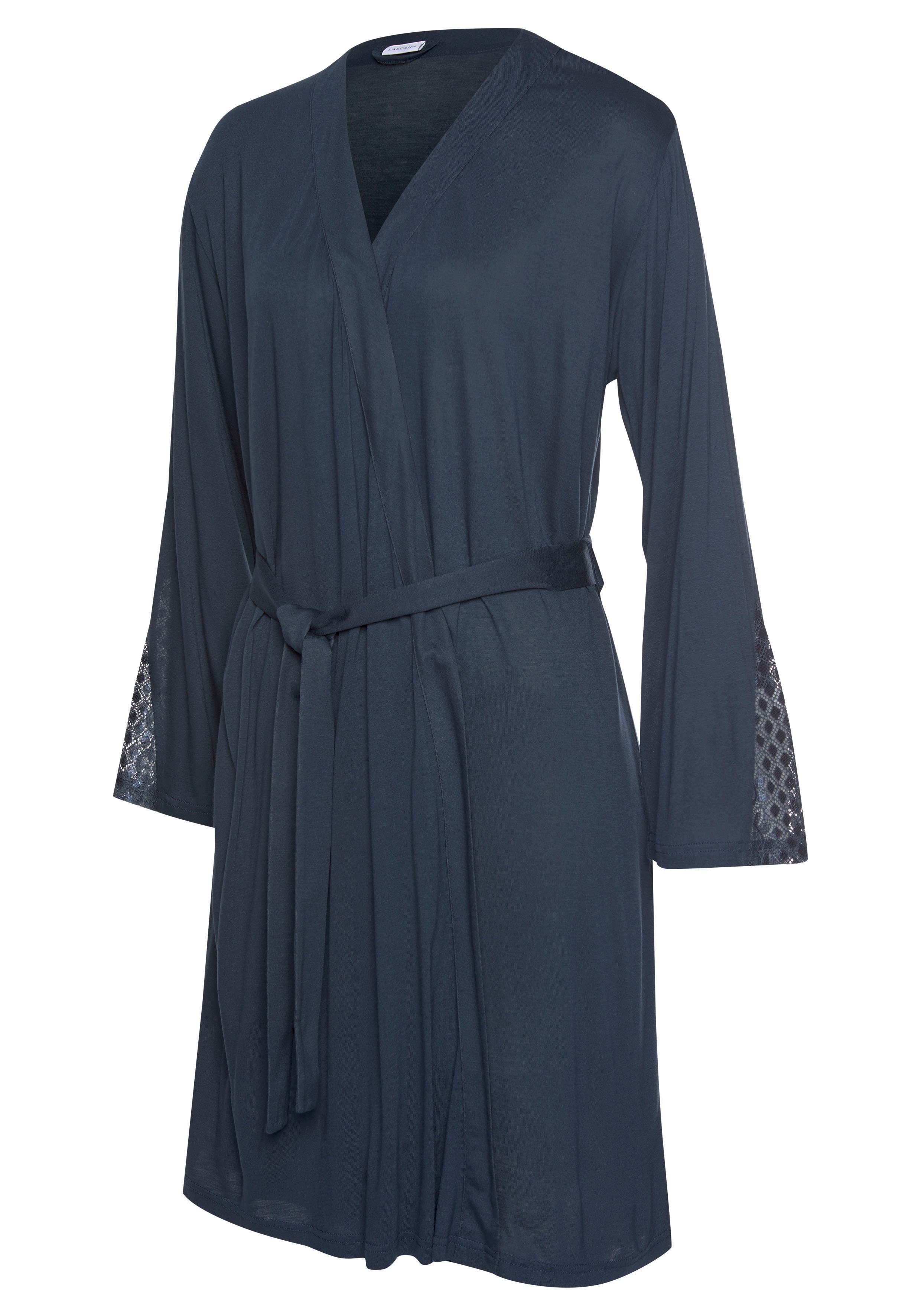 LASCANA Kimono, Viskose, Kurzform, mit Spitzen-Details nachtblau und Gürtel, langen Ärmeln