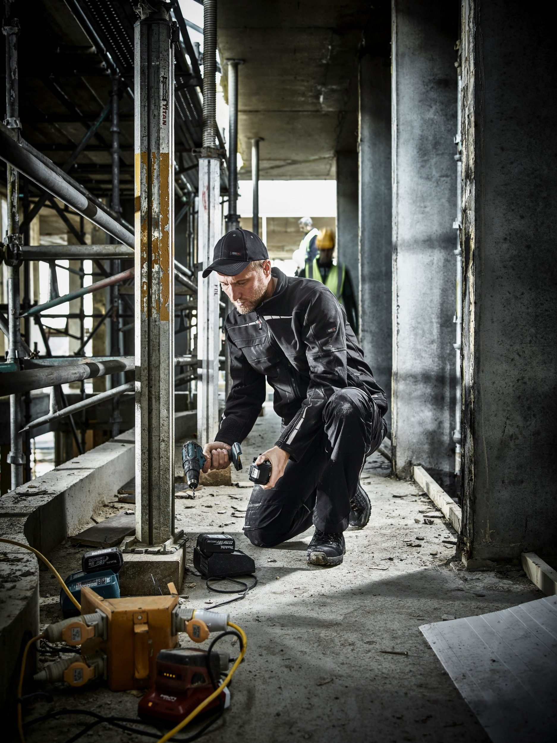 Dickies Arbeitshose PRO mit reflektierenden Details – Bild 4 von 5
