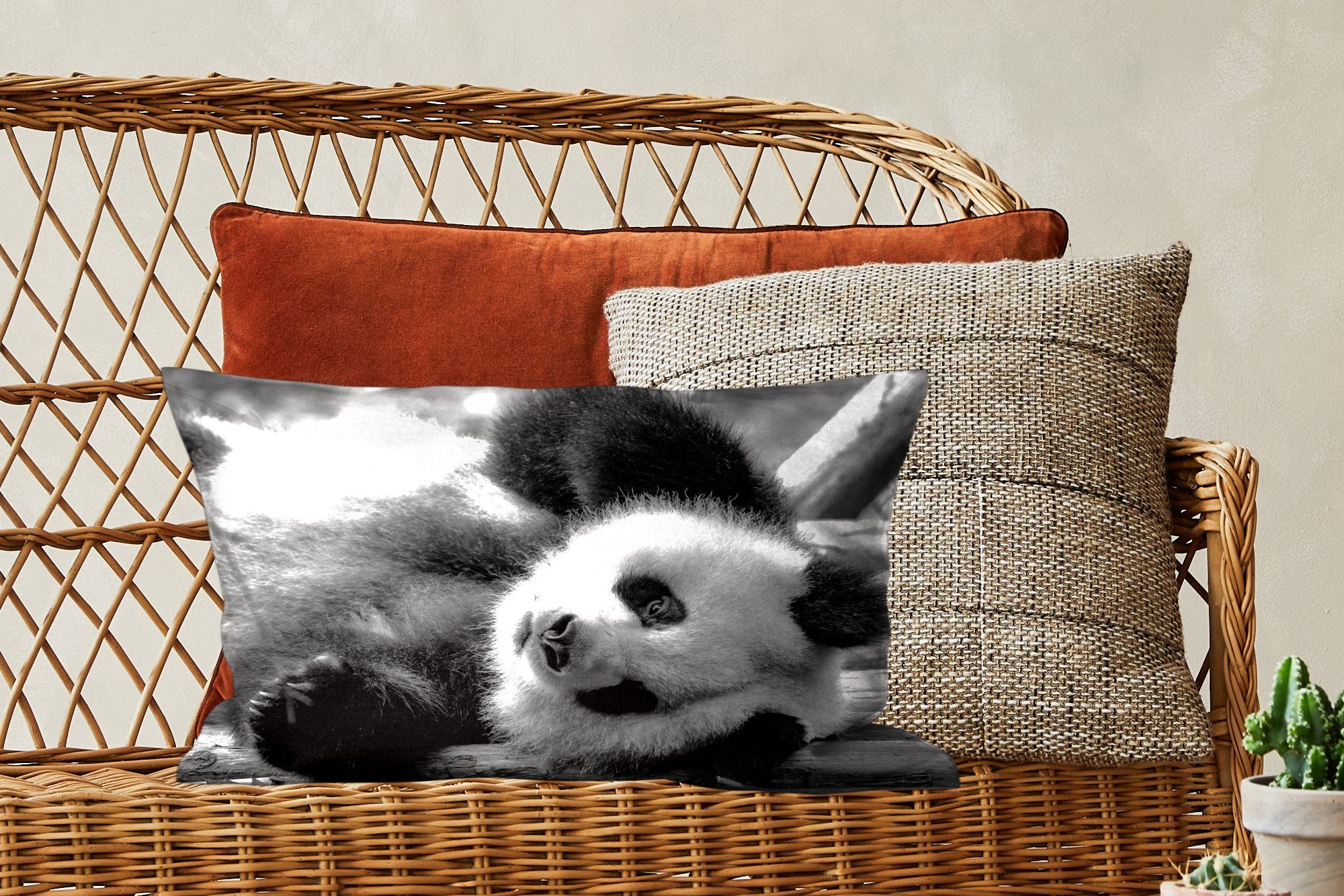 MuchoWow Dekokissen Tierprofil rollenden Panda weiß, mit in Füllung, Dekoration, Wohzimmer schwarz Zierkissen, und Dekokissen Schlafzimmer
