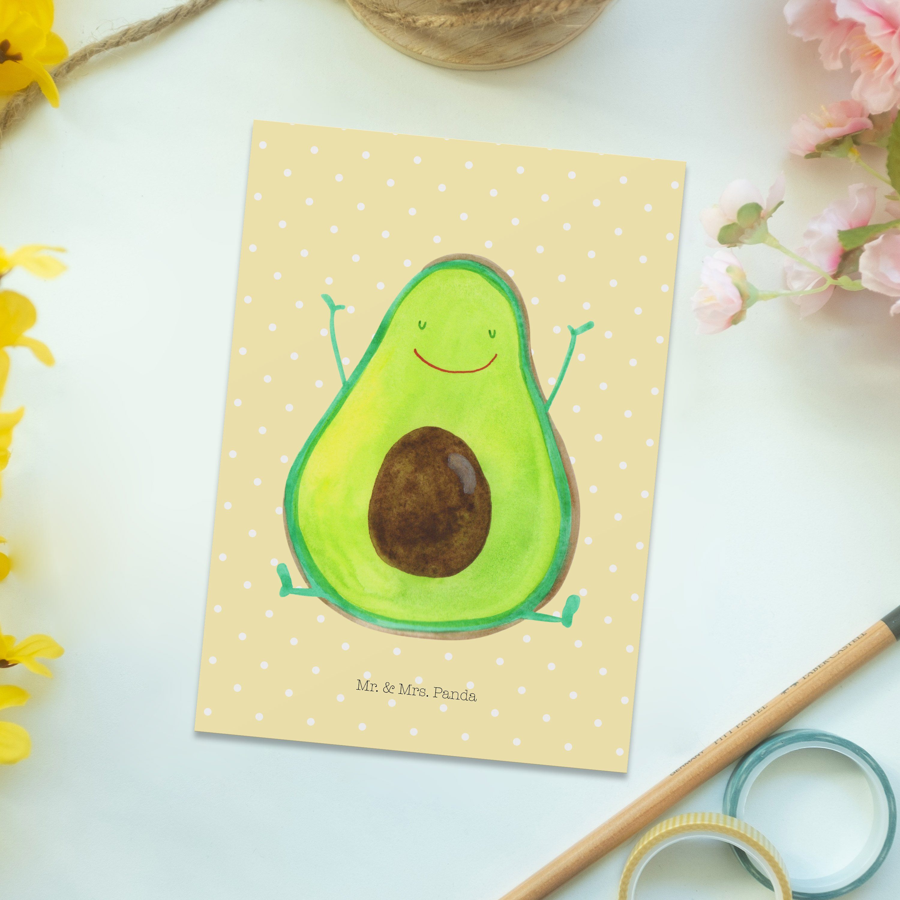Mr. & Mrs. Pastell Happy Avocado gl Veggie, Postkarte Panda - Geburtstagskarte, Gelb - Geschenk