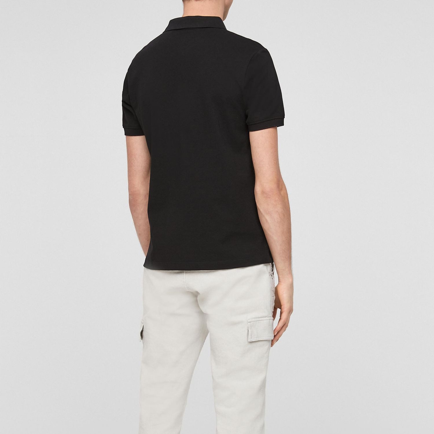 s.Oliver Poloshirt Basic (1-tlg) Piqué, Kragen, Knöpfe, Logo-Stickerei