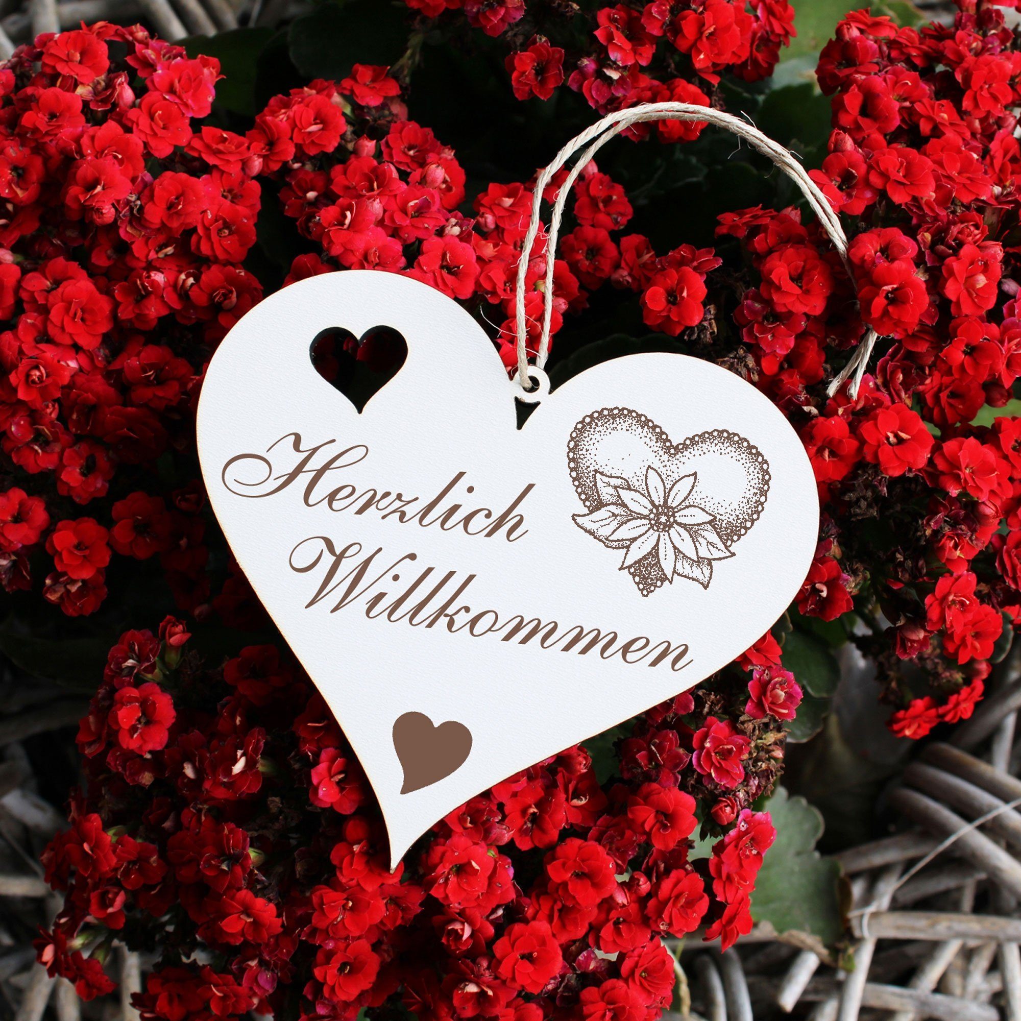 Herz mit Blume Willkommen Herzlich - Dekolando - 13x12cm Hängedekoration