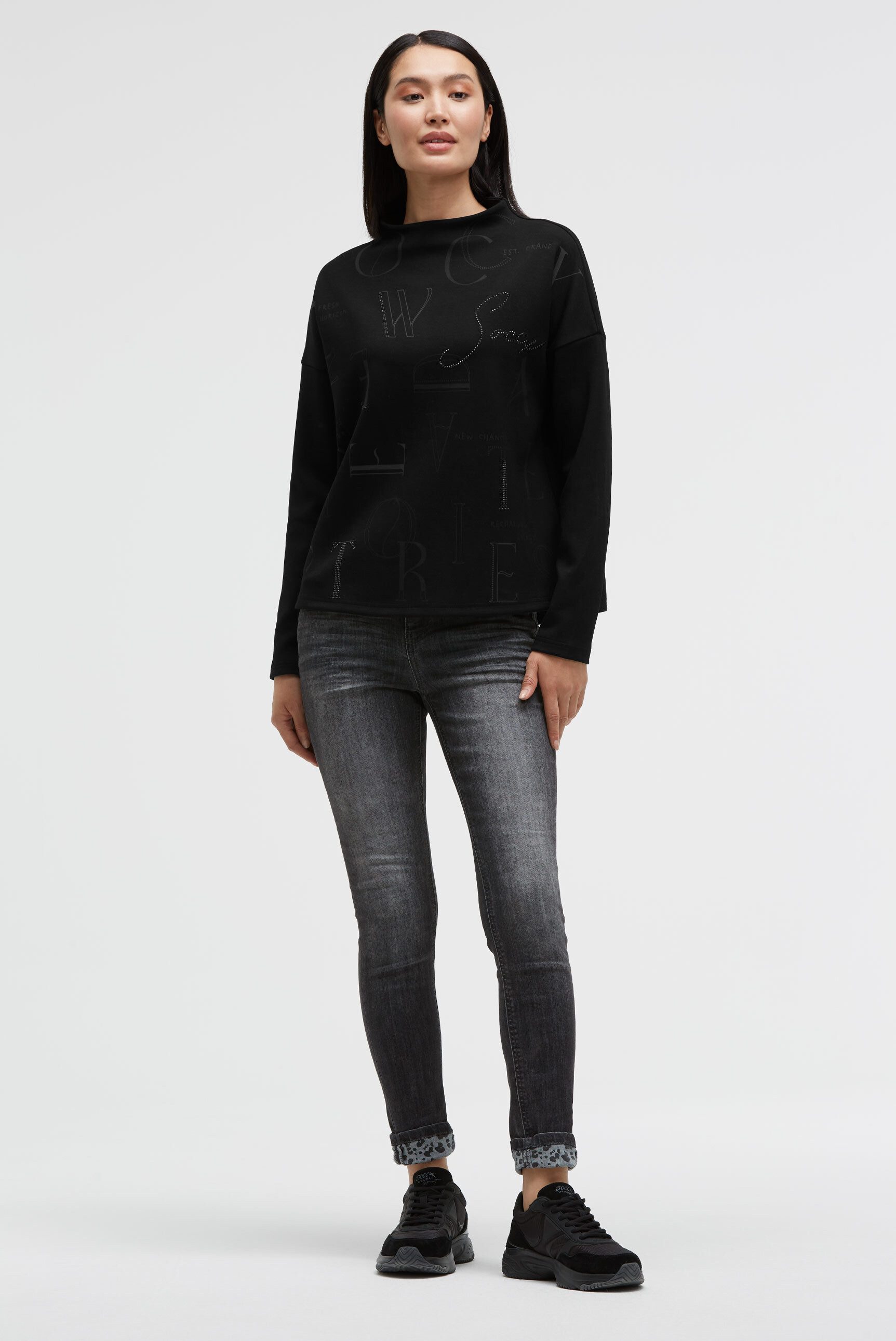 SOCCX Sweater mit überschnittenen Schultern