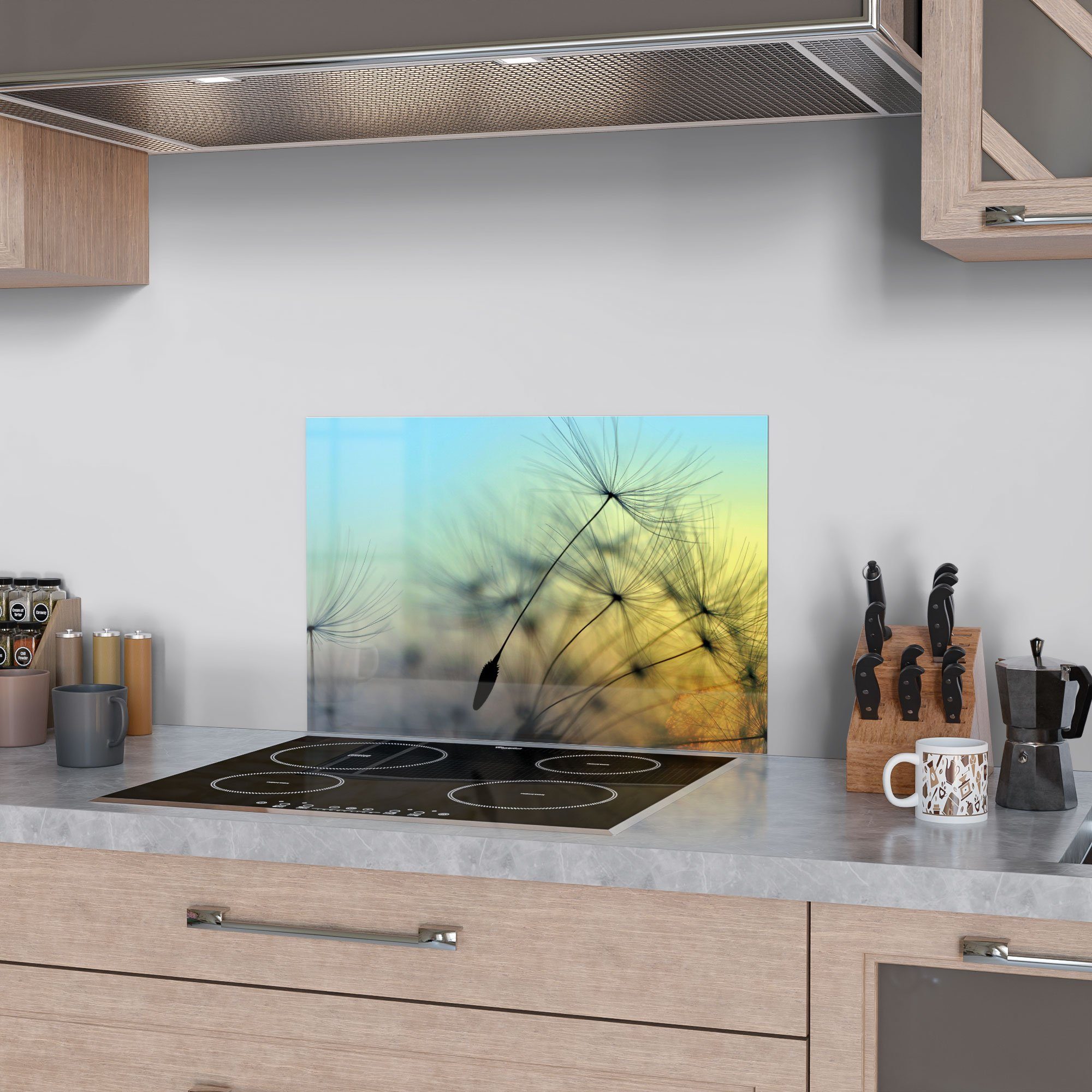 DEQORI Küchenrückwand 'Schirmchen in Abendsonne', Glas Spritzschutz Badrückwand Herdblende