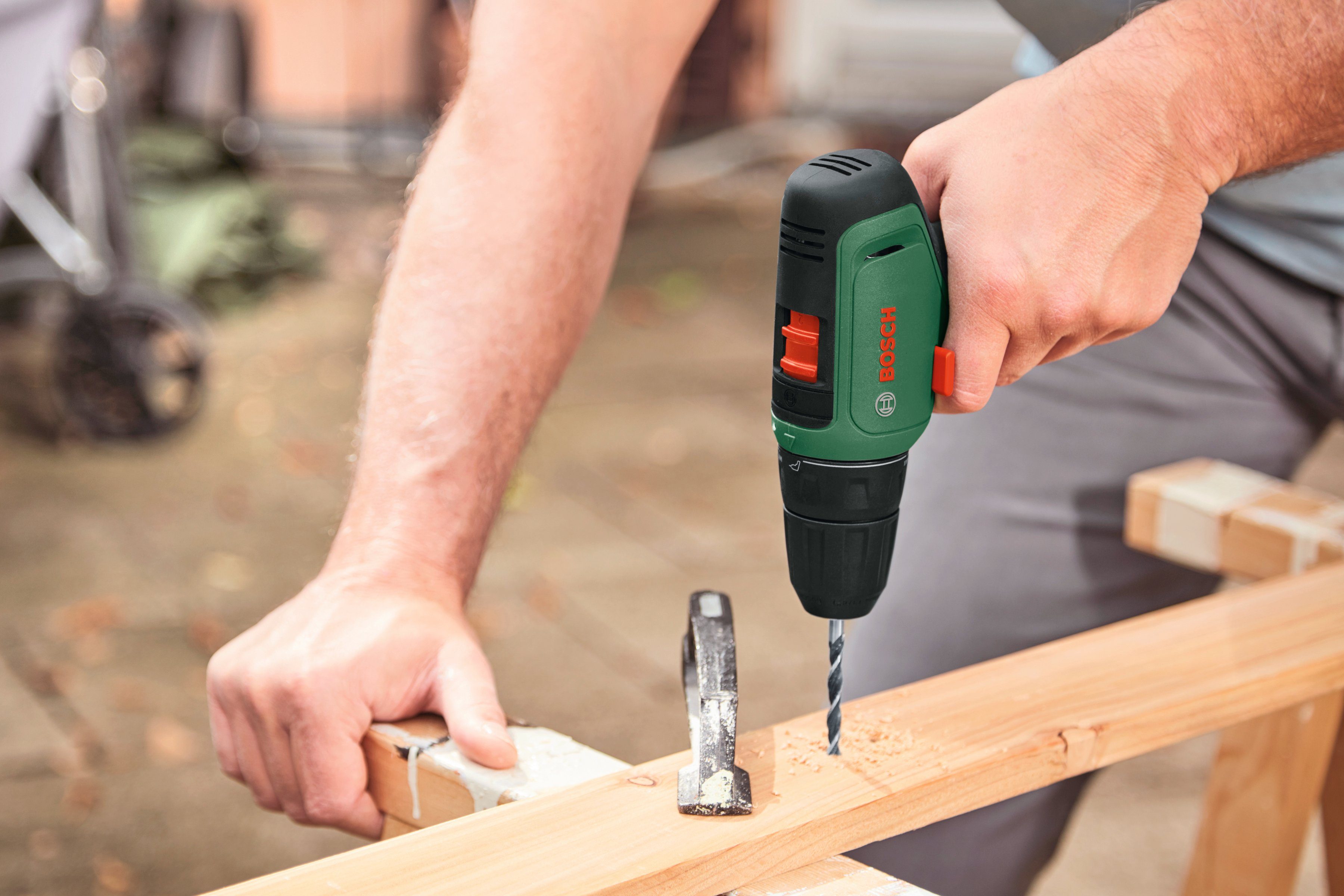 Bosch Home & Garden Akku-Schrauber EasyDrill 1200, 1500 U/min, 30 Nm, mit Akku 12V/1,5 Ah und Ladegerät