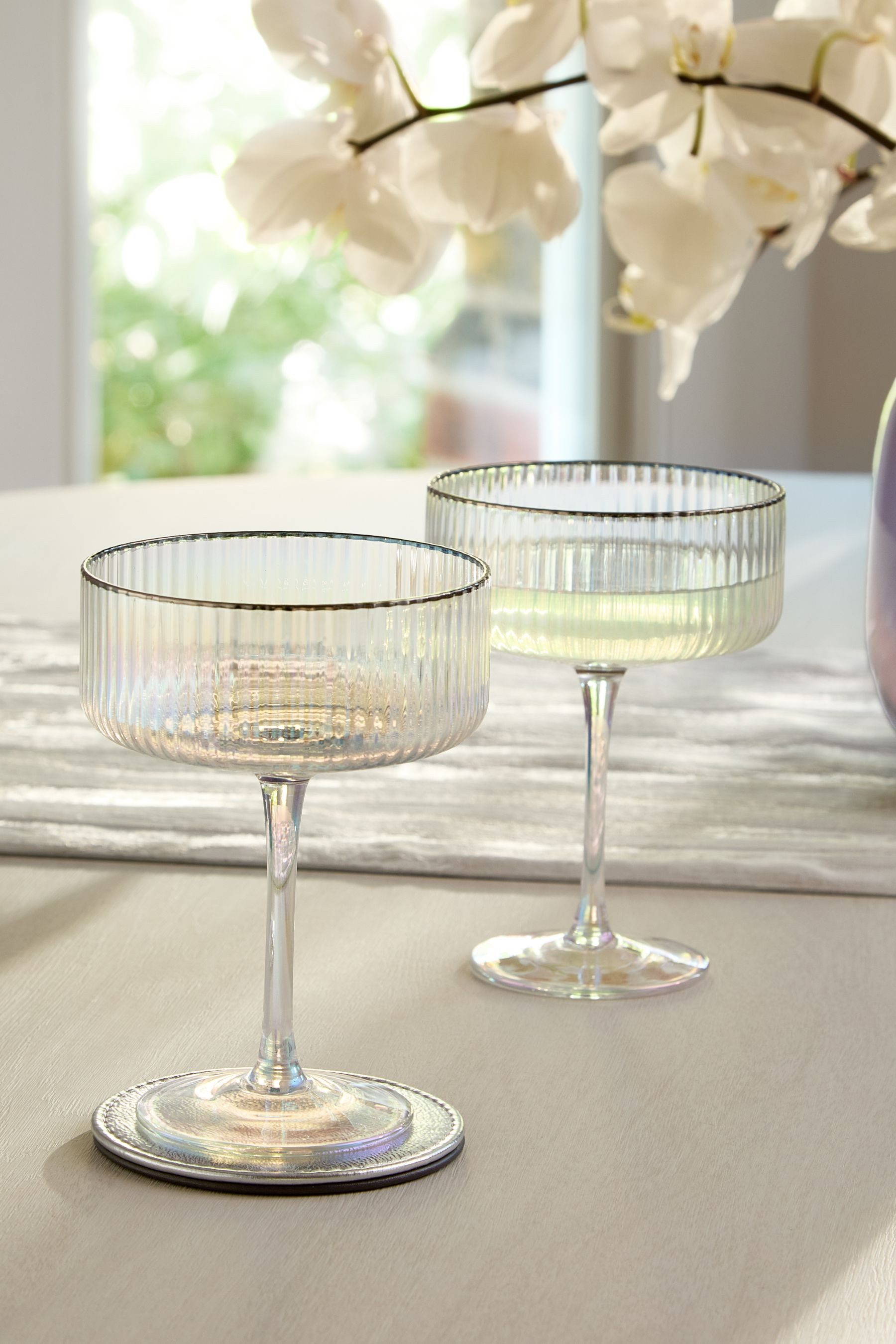 Next Cocktailglas Schillernde Hollis Cocktailgläser im 2er-Set, 1-tlg., Glas