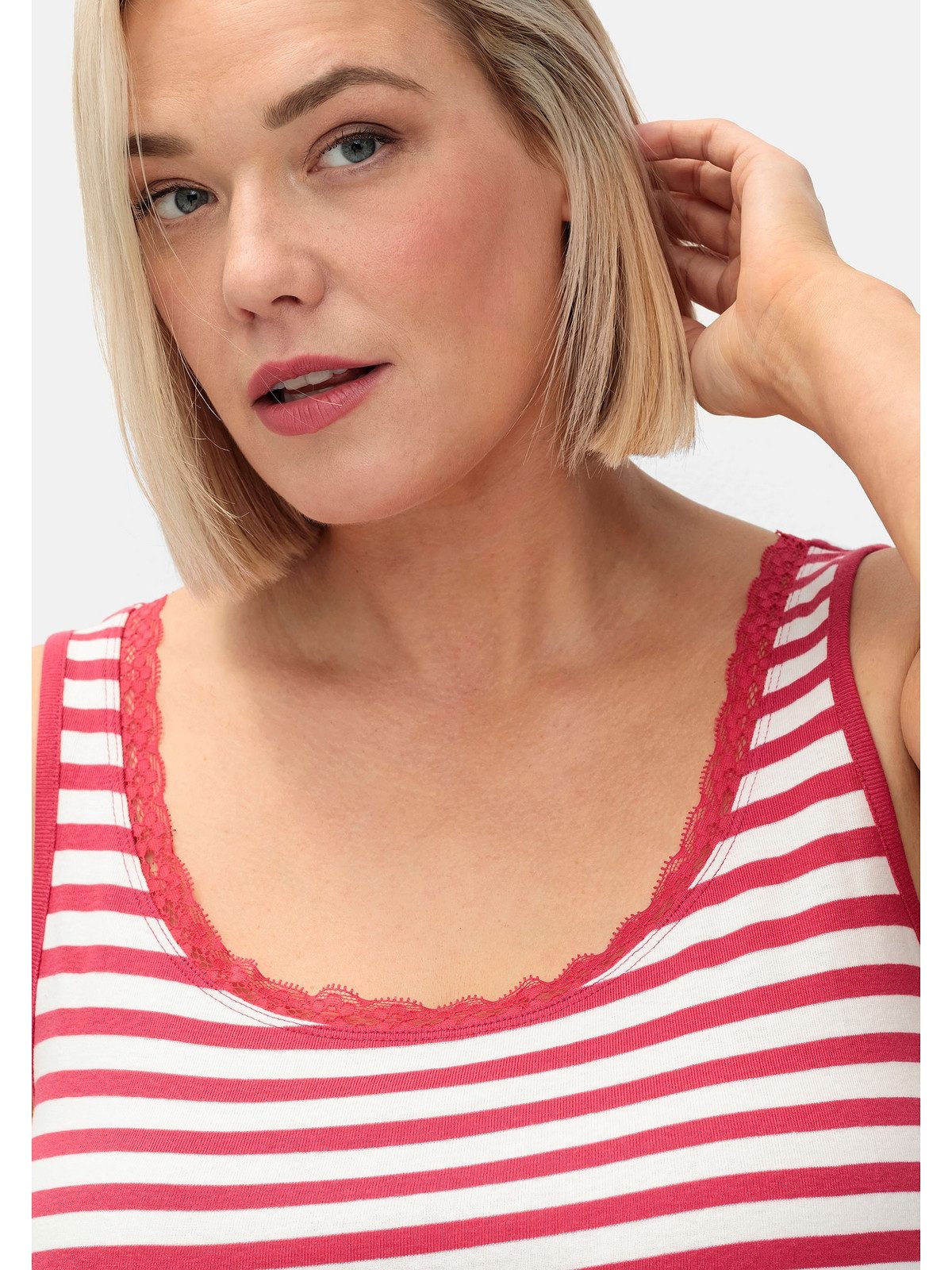 Sheego Tanktop Große Größen mit Spitze am Ausschnitt