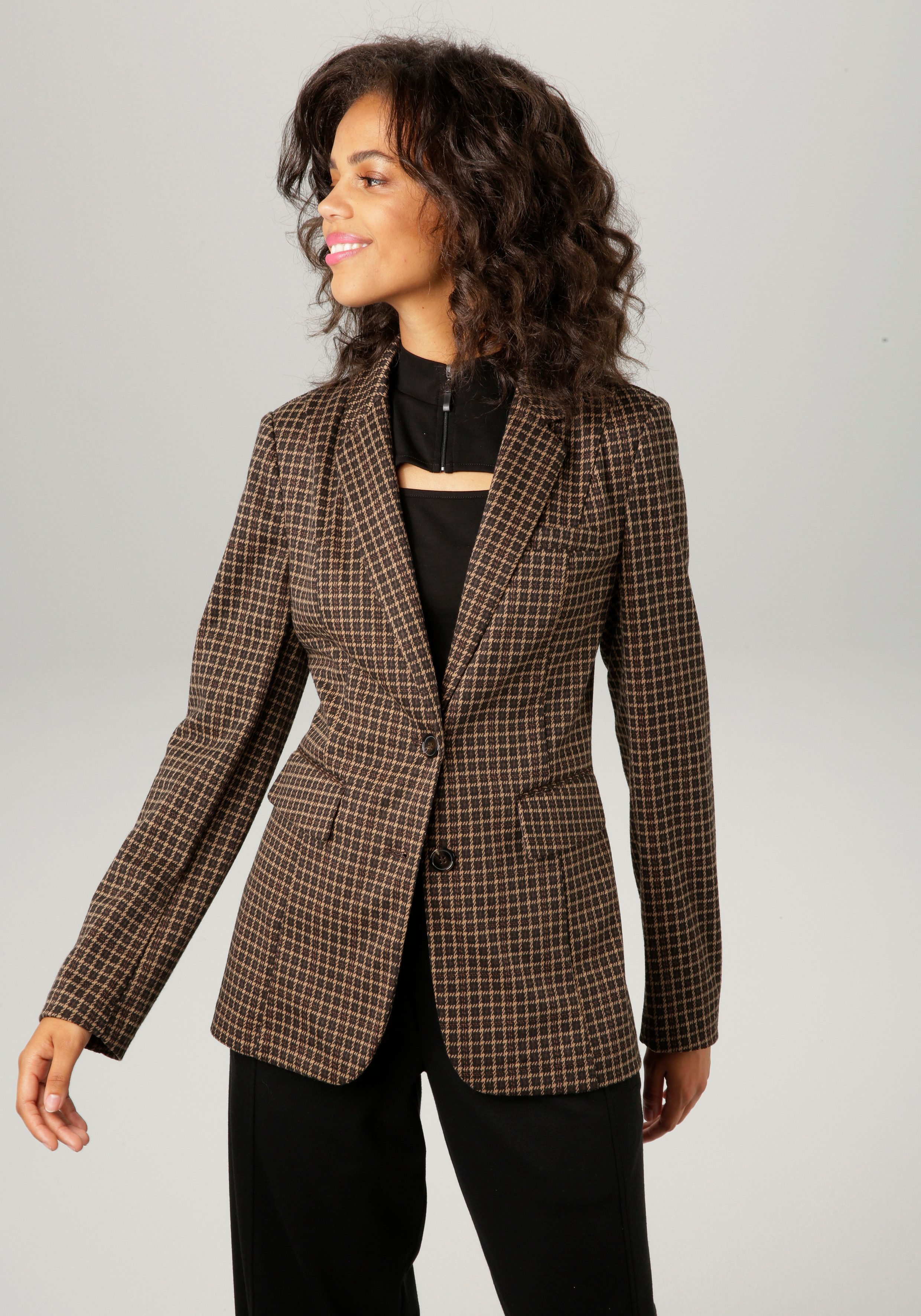 Aniston CASUAL Sweatblazer im trendigen Karo-Dessin günstig online kaufen