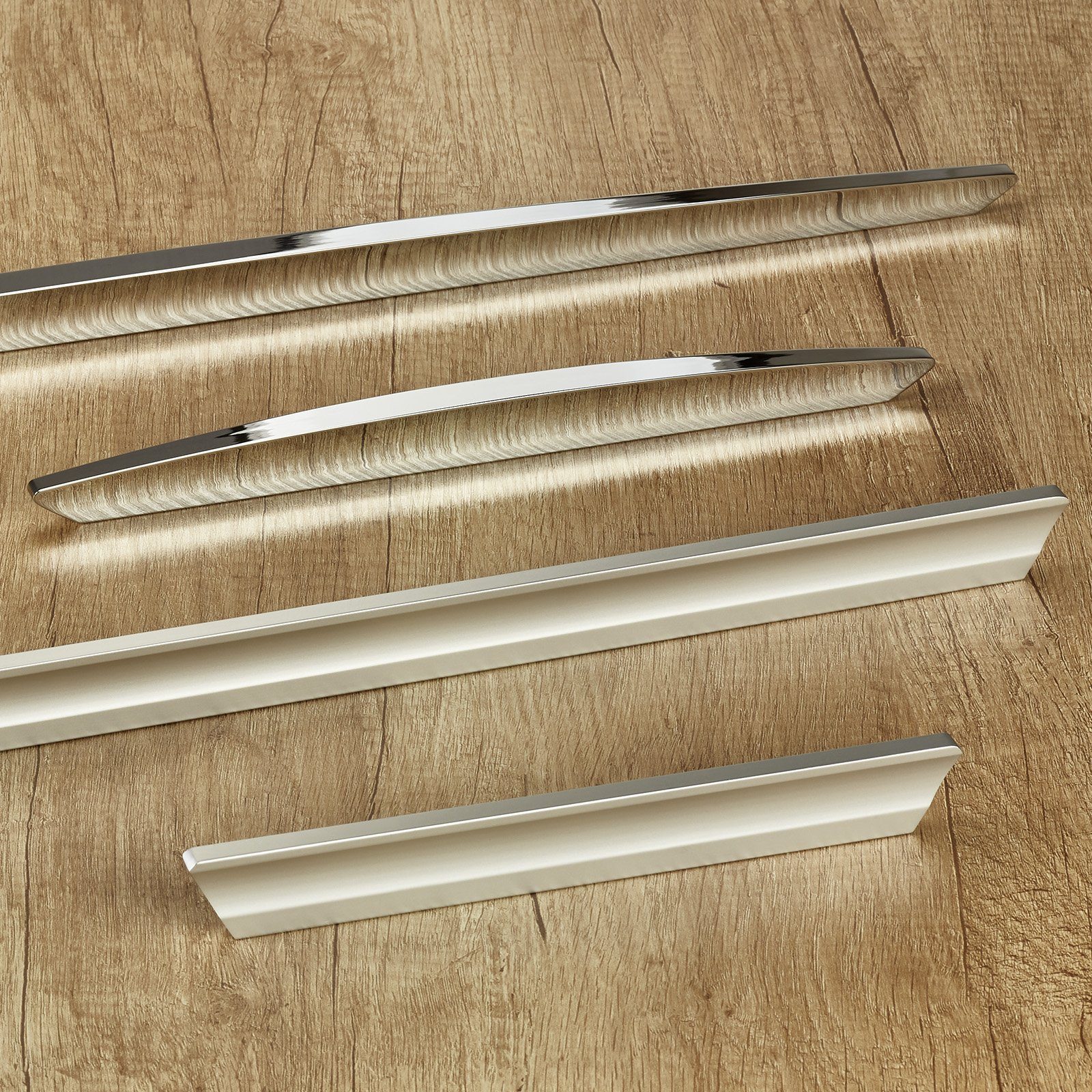 SO-TECH® Möbelgriff Griffleiste LONA CURVE / DEGREE, Lochabstand 160 - 320 mm, Lochabstand 160 mm Chrom matt - inkl. Schrauben