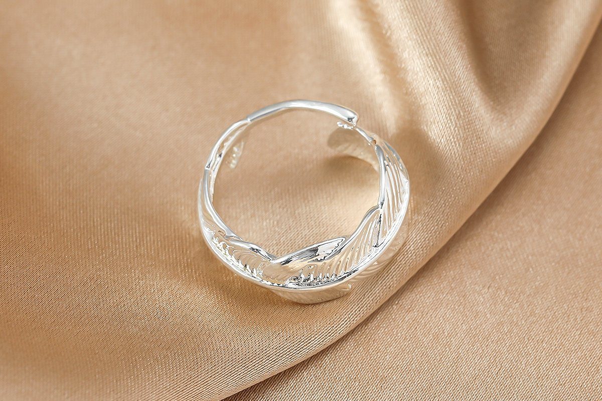 Eyecatcher Fingerring Offener Feder wickel Größenverstellbar, Feder Federschmuck Motiv Ring Silber
