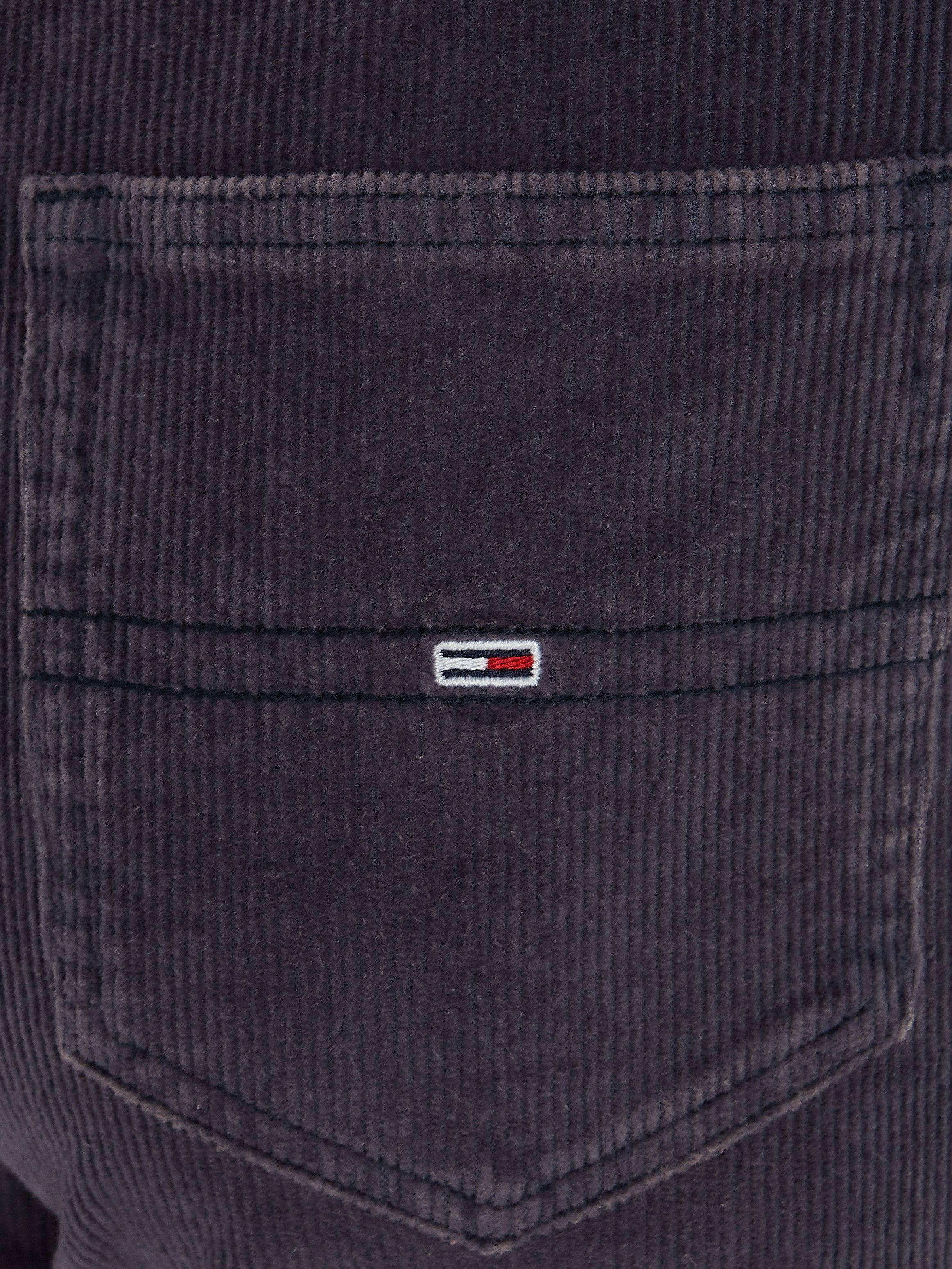 Tommy Jeans Schlaghose TJW SYLVIA HR FLARE WASHED CORD in dem Trendmaterial Cord