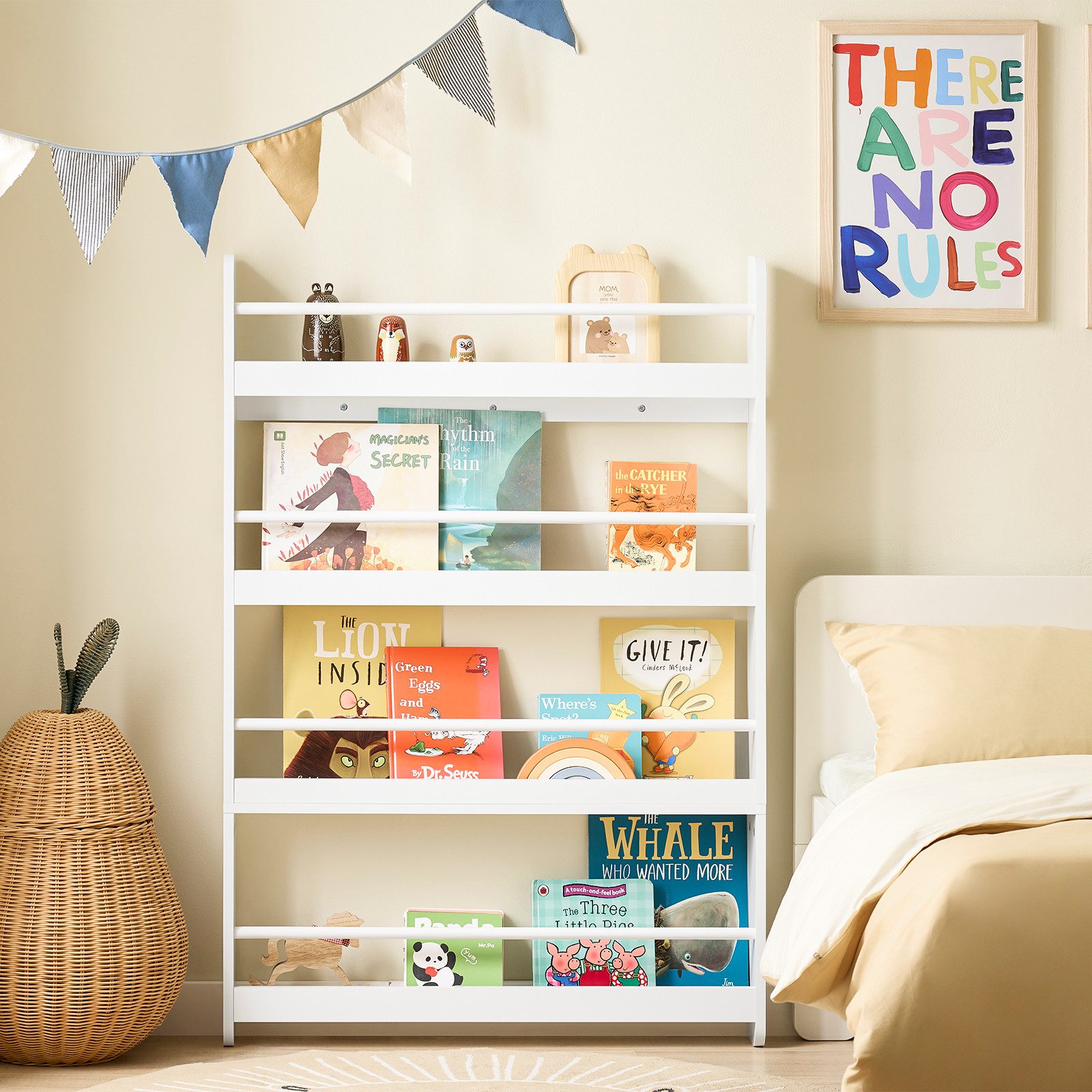 SoBuy Bücherregal KMB08, Spielzeugtruhe Spielzeugregal für Kinderzimmer, Spielzimmer, Kinderregal mit 4 Ablagen für Bücher und Deko Bücherregal Wandregal