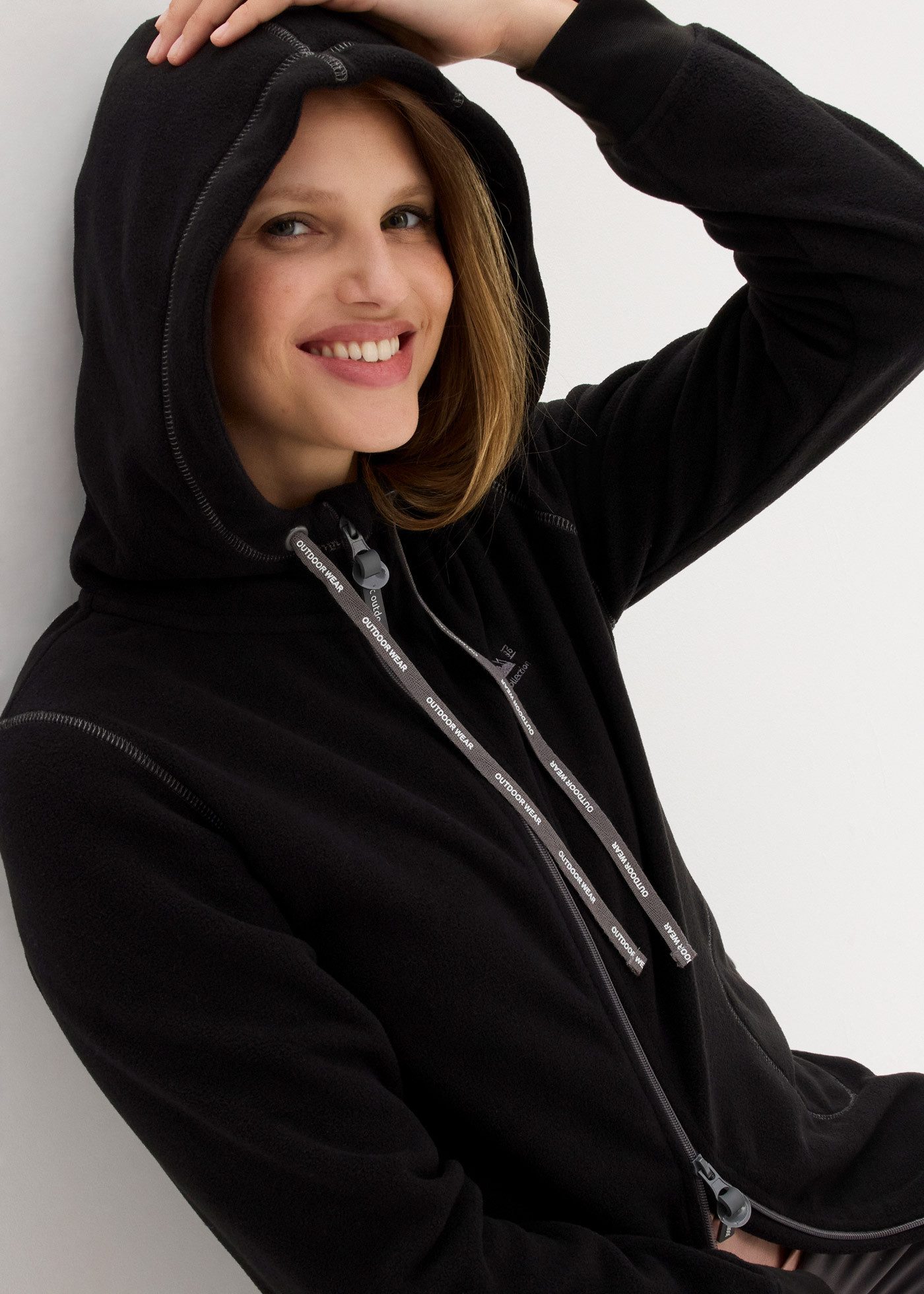bonprix Fleecejacke A-Linien-Schnitt, Langarm-Design, aus 100% Polyester, Regular Fit