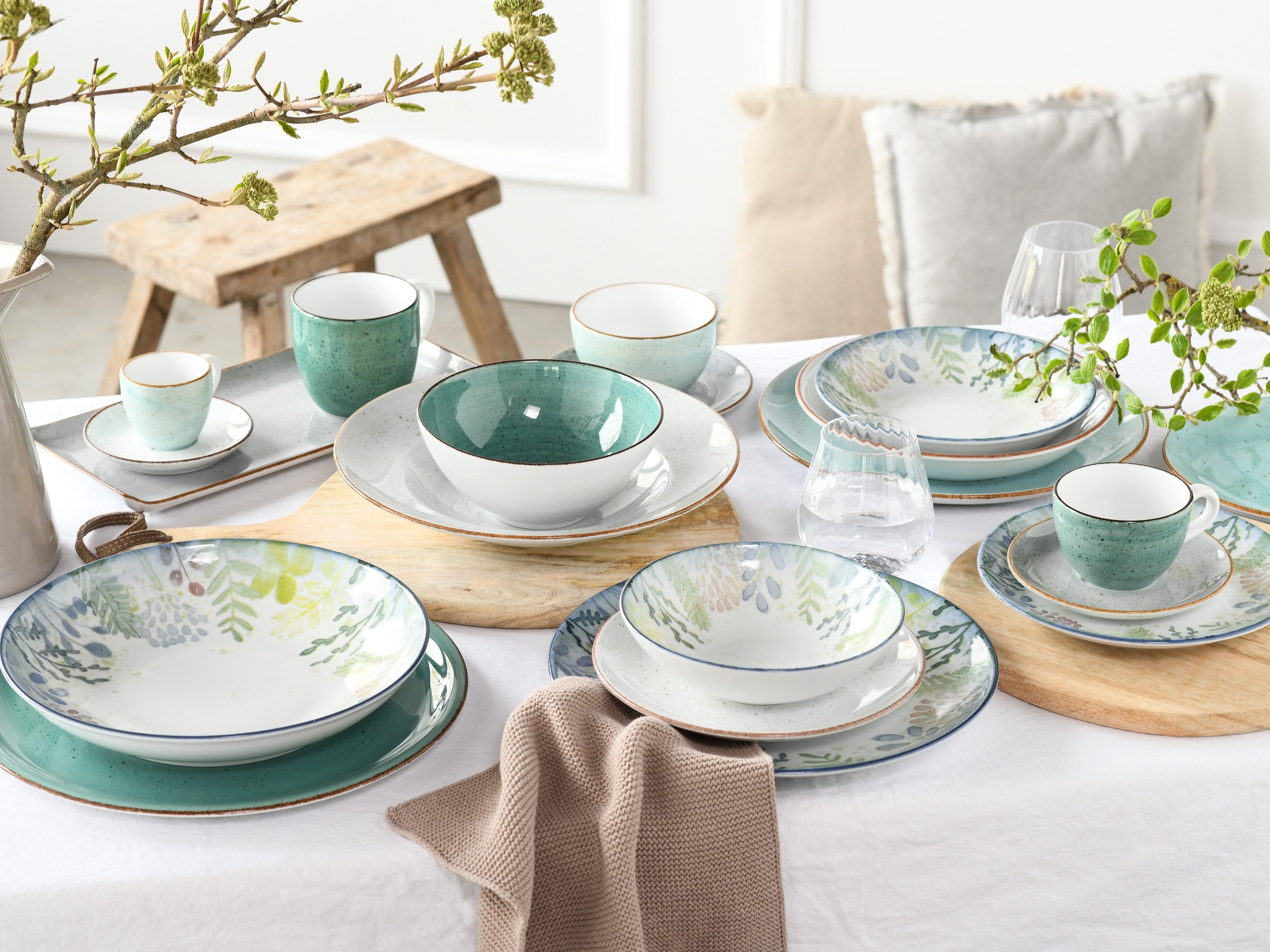 CreaTable Espressotasse Vintage Nature Aqua, Espresso-Set, 8-tlg., 8-tlg., Porzellan, Handgemalt, Gesprenkelt, Rustikales Außenband