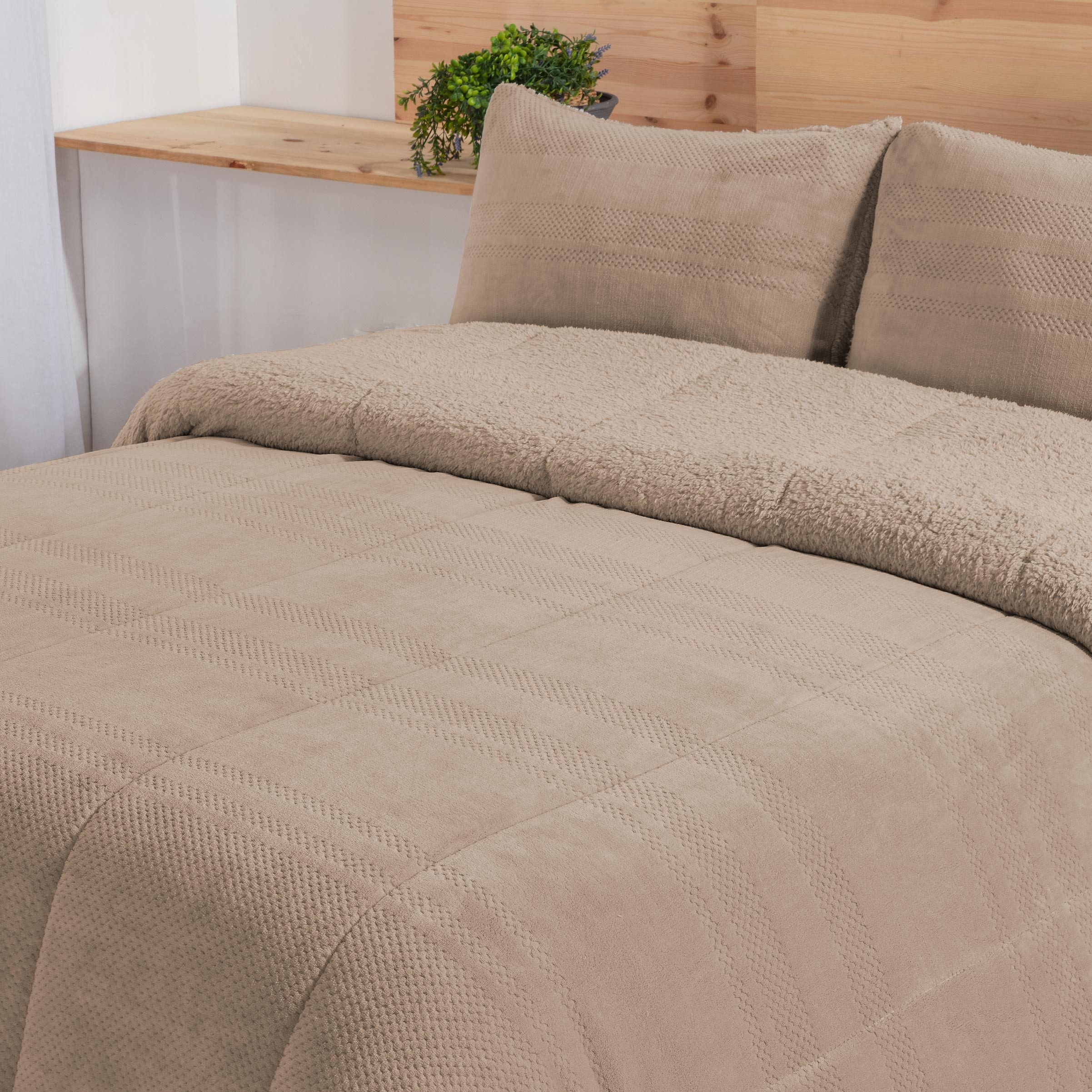 Überwurf Flauschige und warme Decke inkl. 2 Kissenbezüge, Manterol, 235x260 günstig online kaufen