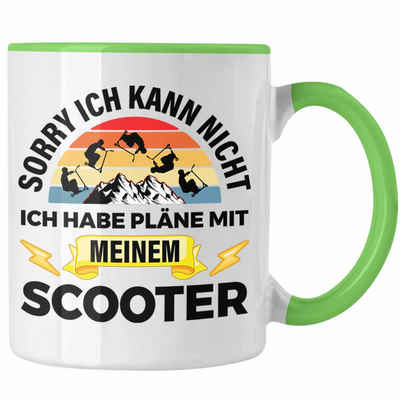 Trendation Tasse Trendation - Scooter Roller Fahrer Geschenk Tasse Scooterfahrer Geschenkidee Scooting Geschenkidee Jungs Profi Scooterfahrer Pro Grafik Stunts