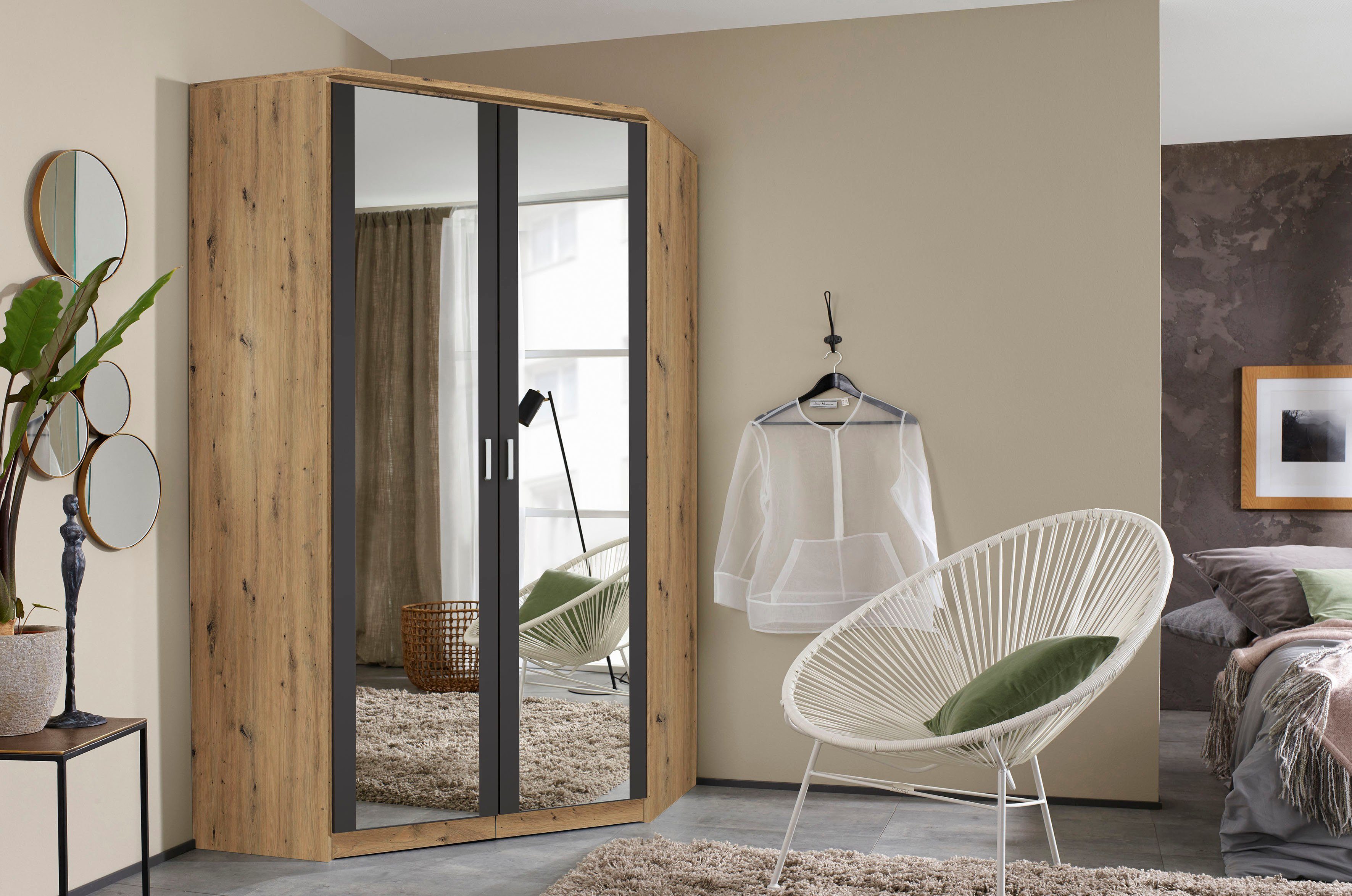 rauch Eckkleiderschrank Bremen mit 8 Einlegeböden