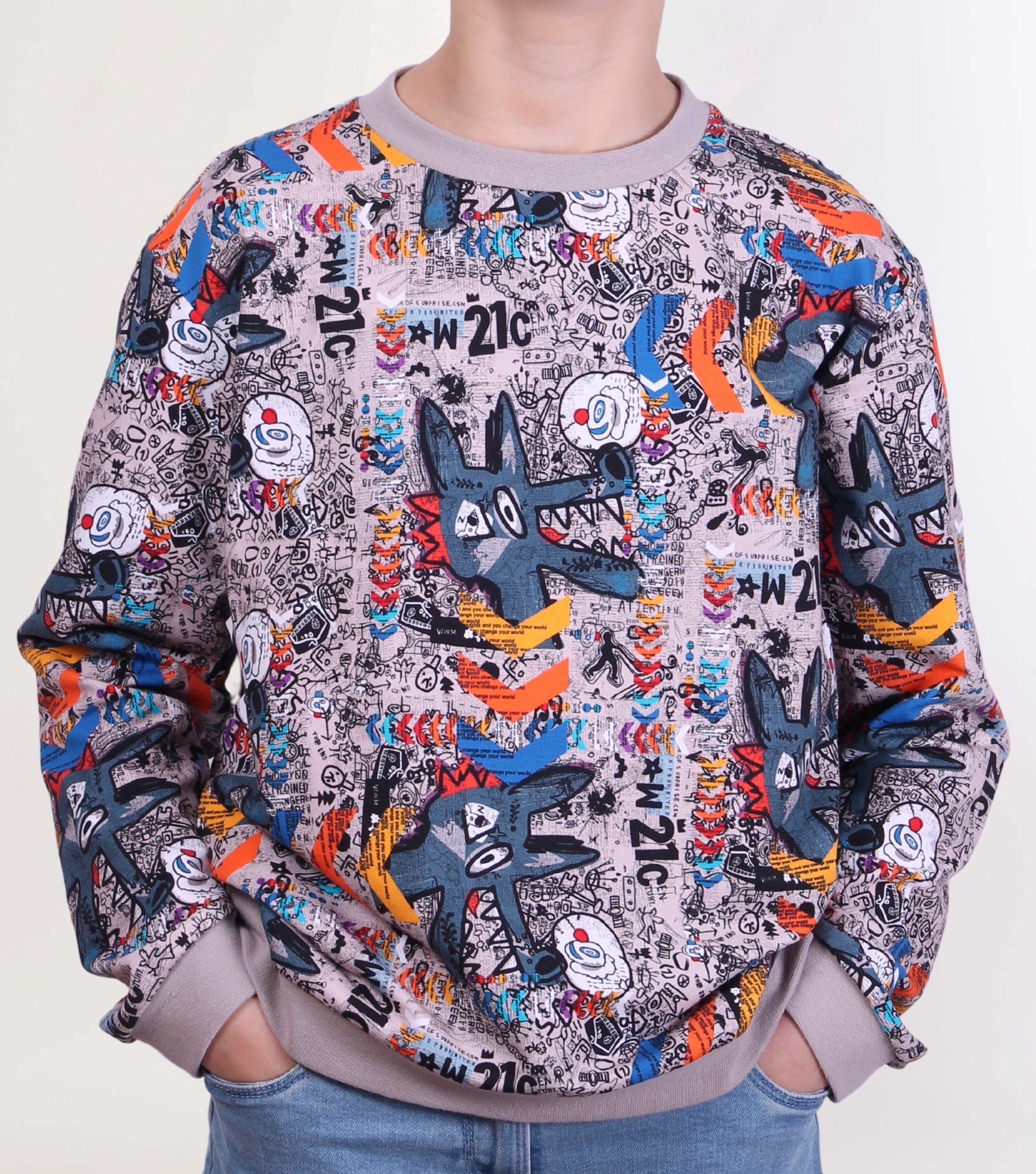 coolismo Sweater Kinder Sweatshirt Jungen Pullover mit farbigem Grafitti-Print Baumwolle, europäische Produktion