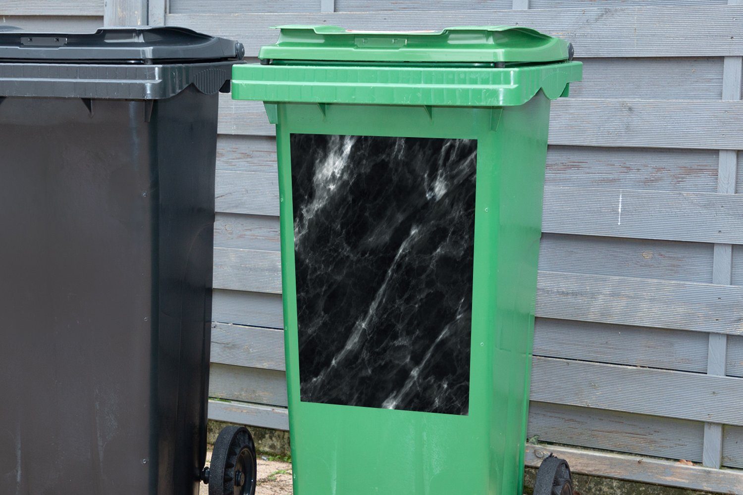 Mülltonne, - Abfalbehälter Marmor St), (1 MuchoWow Luxus Wandsticker - Sticker, Schwarz Mülleimer-aufkleber, Container,