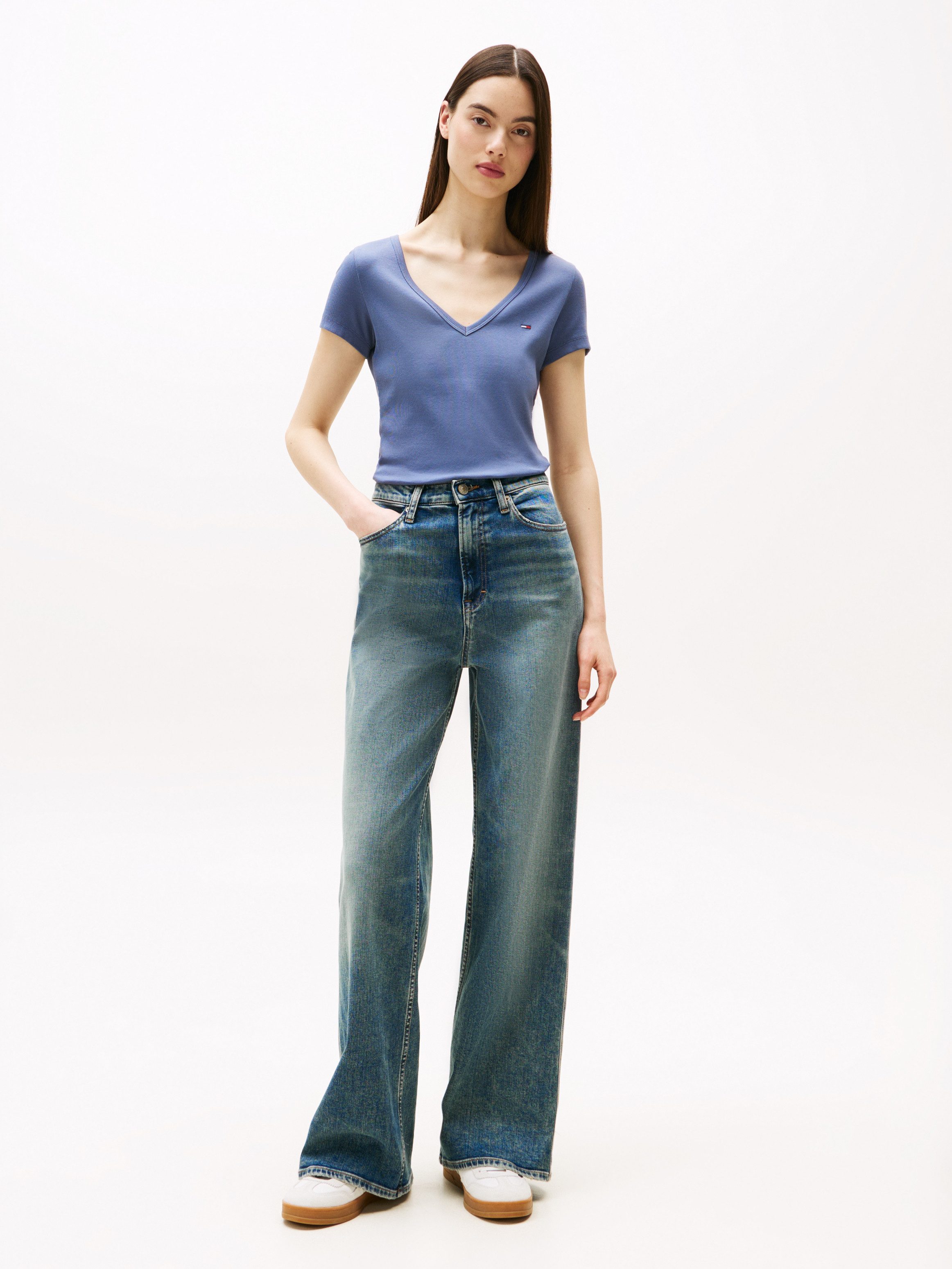 Tommy Jeans Kurzarmshirt TJW SLIM ESSENTIAL RIB V SS mit gerippter Struktur günstig online kaufen