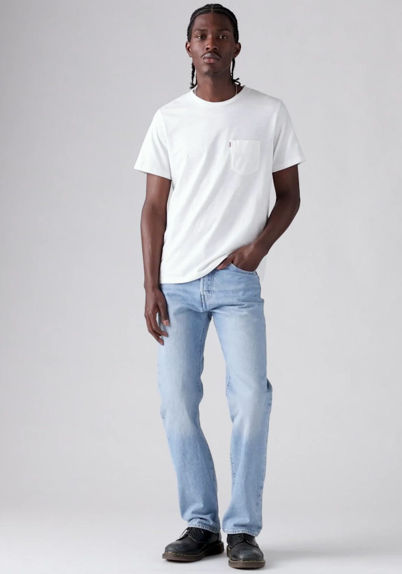 Levi's® T-Shirt CLASSIC POCKET TEE mit aufgesetzter Brusttasche