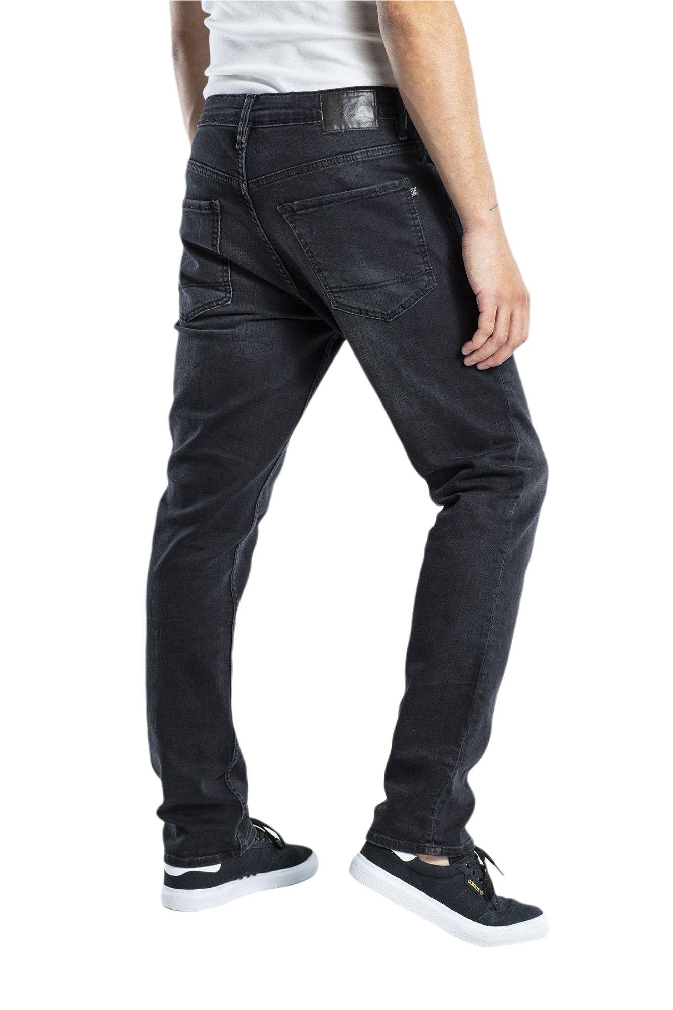 REELL Low-rise-Jeans Jeans Reell Nova 2 (1-tlg) Low-Rise-Passform