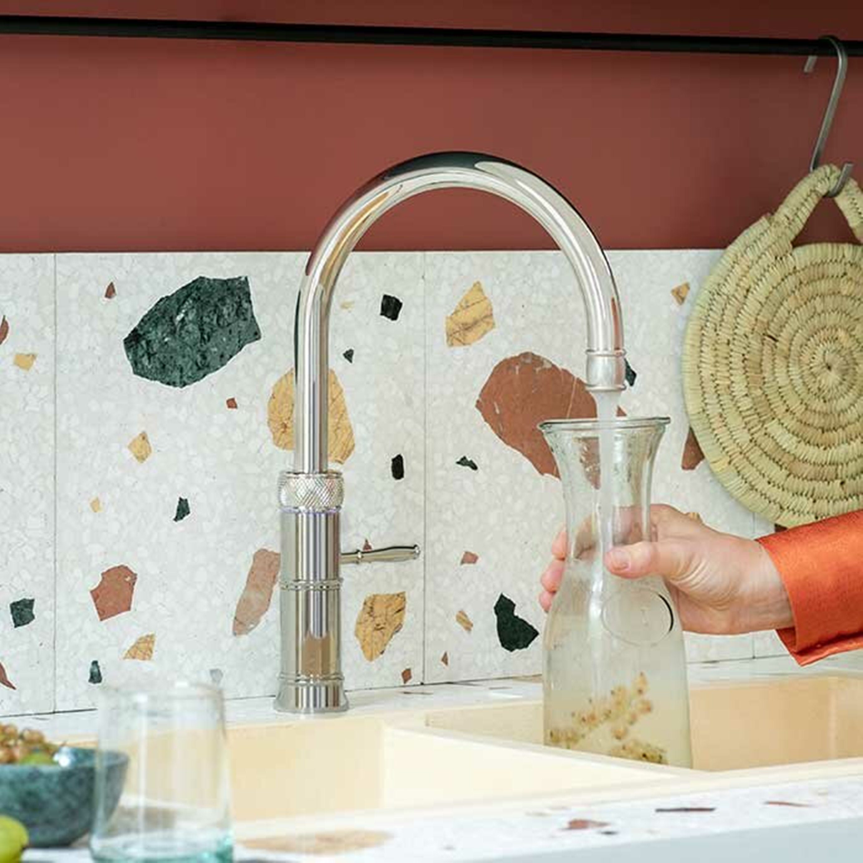 VAQ FUSION Küchenarmatur Kochendwasserhahn 100°C mit (2-St) QUOOKER CUBE PRO3 QUOOKER mit (3CFRCHRCUBE) Chrom Trinkwassersystem ROUND CLASSIC 2