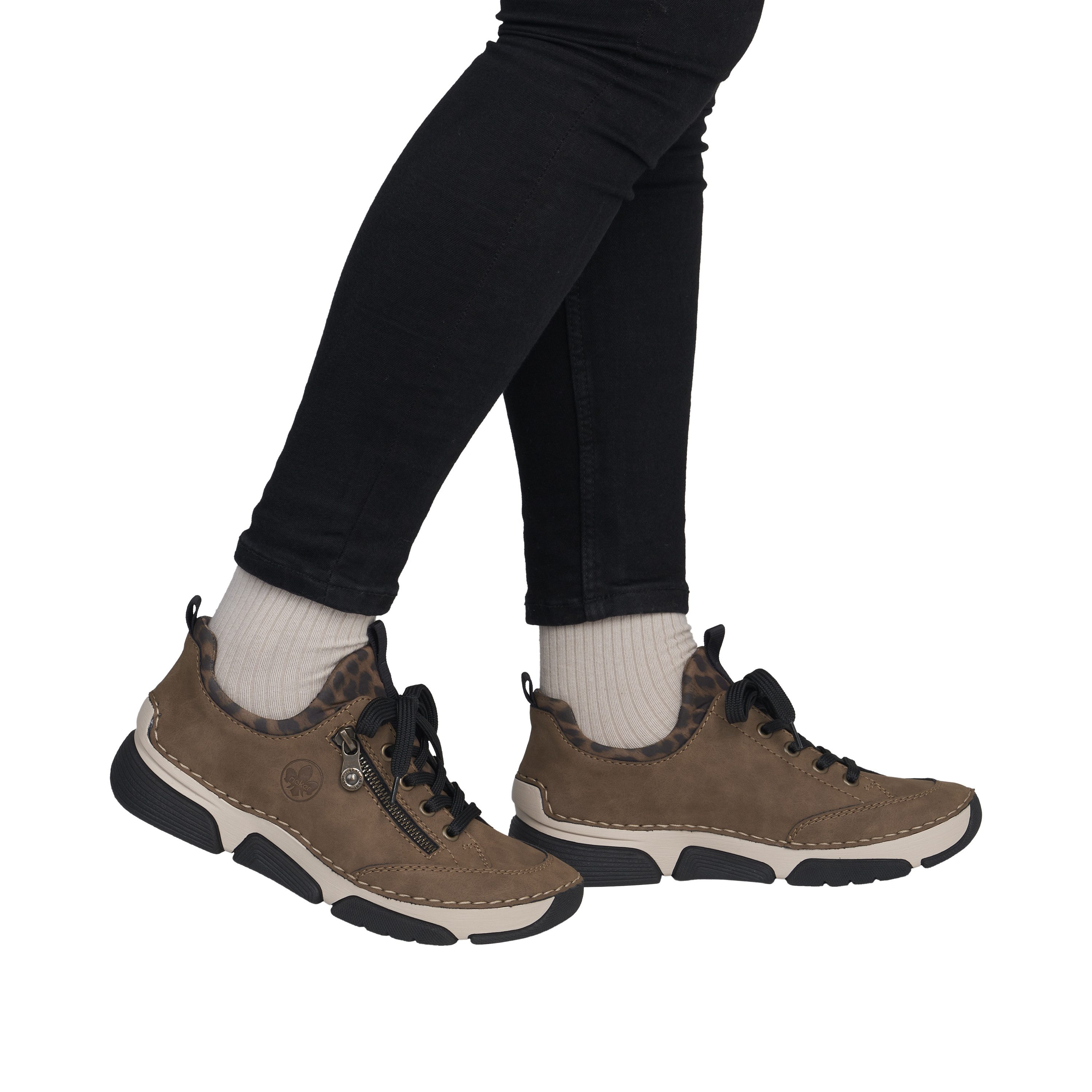 Rieker Slip-On Sneaker Schlupfschuh, Halbschuh, Freizeitschuh mit weicher Innensohle – Bild 4 von 5