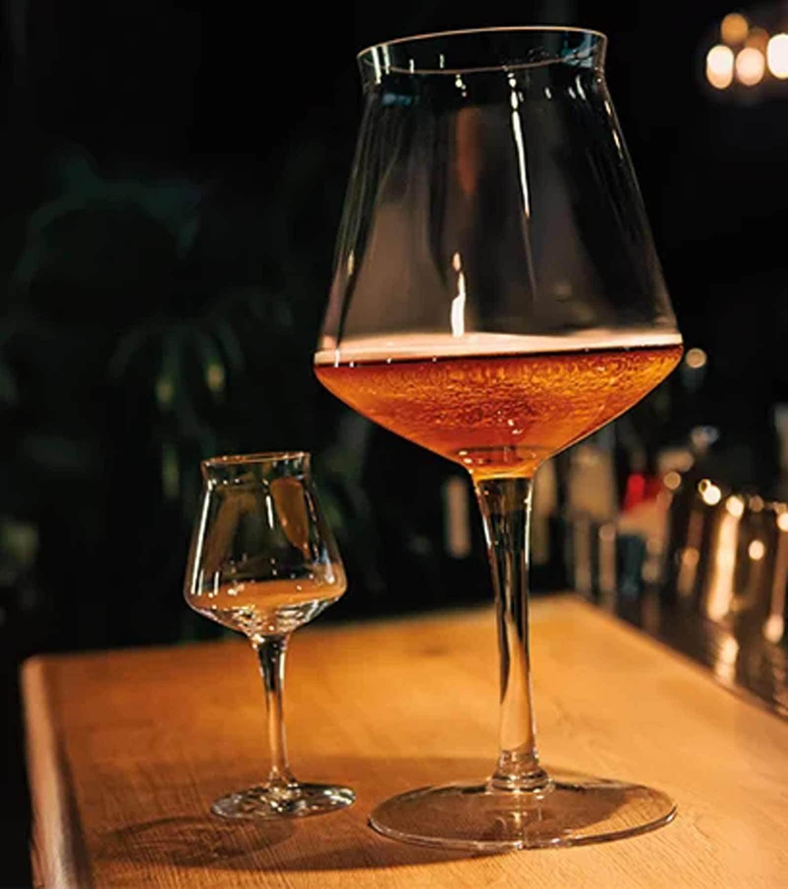 rastal Bierglas Teku XXL Craft Beer Riesen-Bierglas 3,2 Liter, 1-tlg., Glas