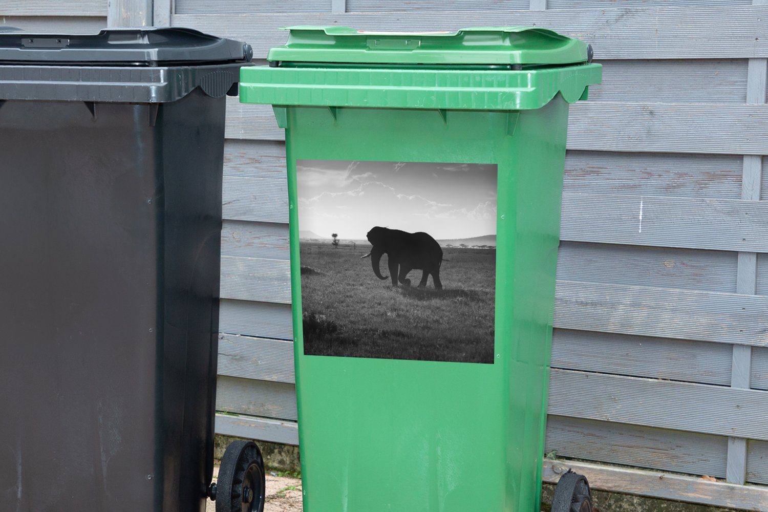 MuchoWow - weiß Einfarbig Schwarz Wandsticker Mülleimer-aufkleber, und - Elefant Abfalbehälter Tiere - Container, St), Mülltonne, Sticker, (1