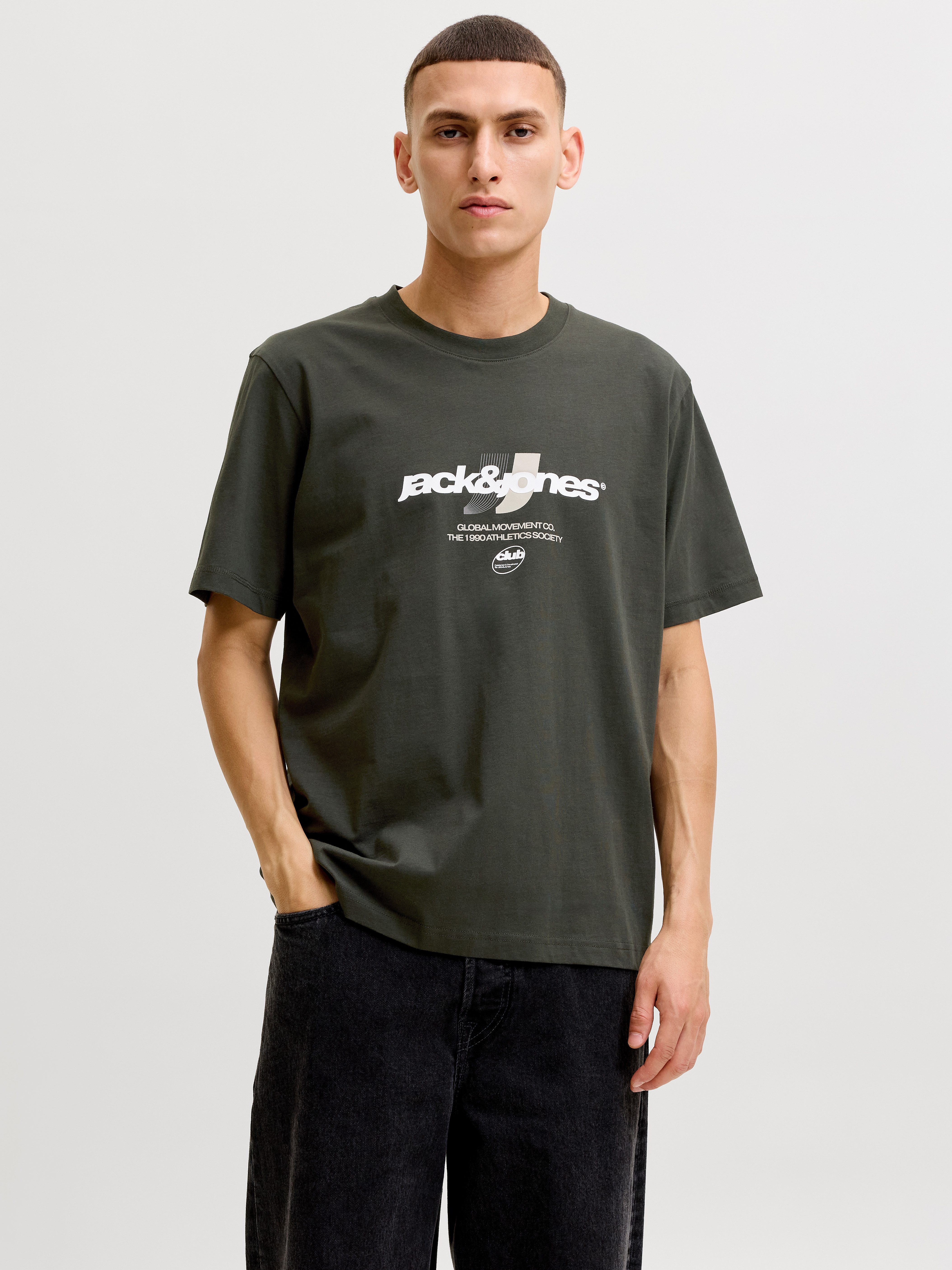 Jack & Jones Rundhalsshirt JCOCLUB GRAPHIC FRONT PRINT TEE SS CN Baumwolle, regular fit