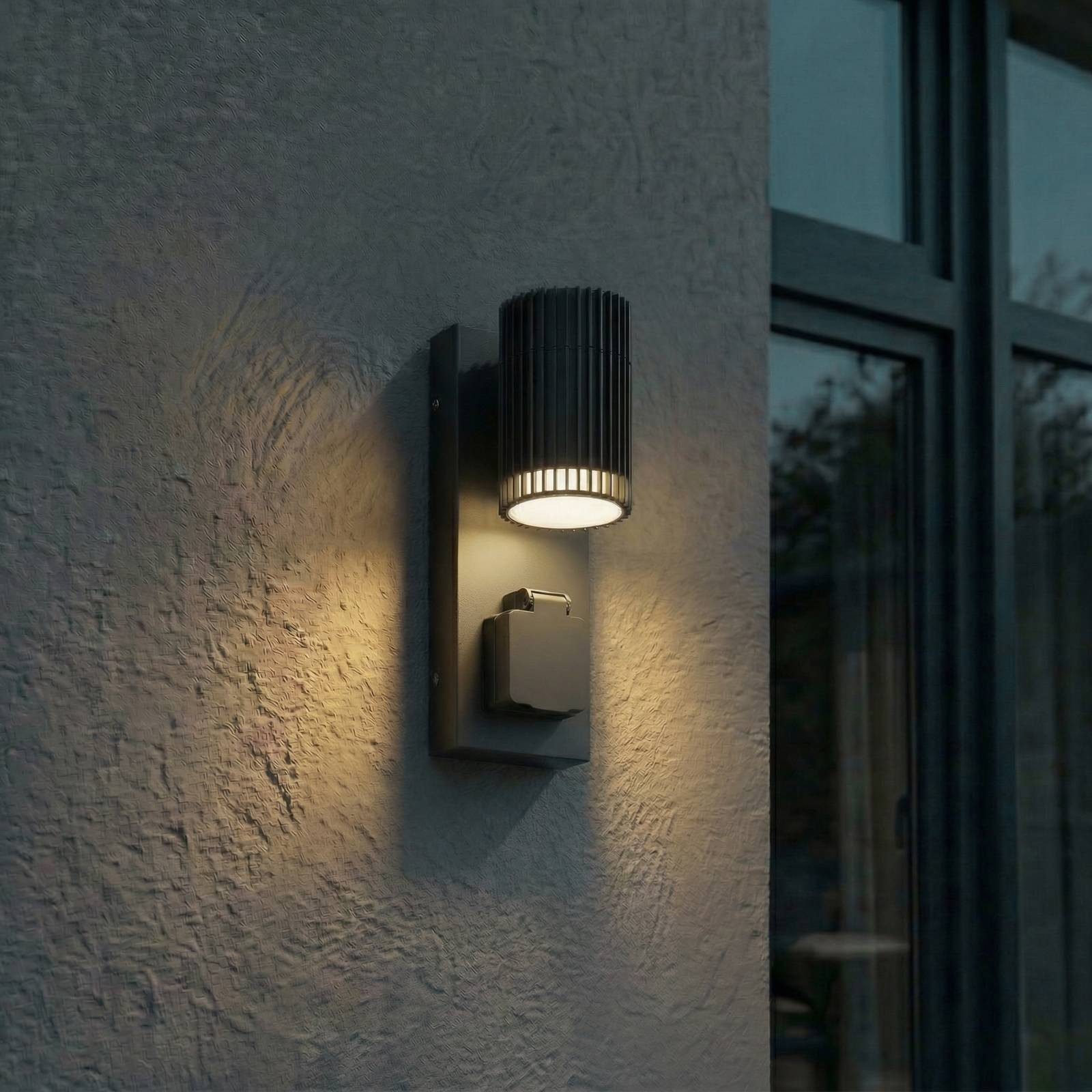 Lindby Außen-Wandleuchte Enerio, Metall, Schwarz IP44, 1 x 10 W LED