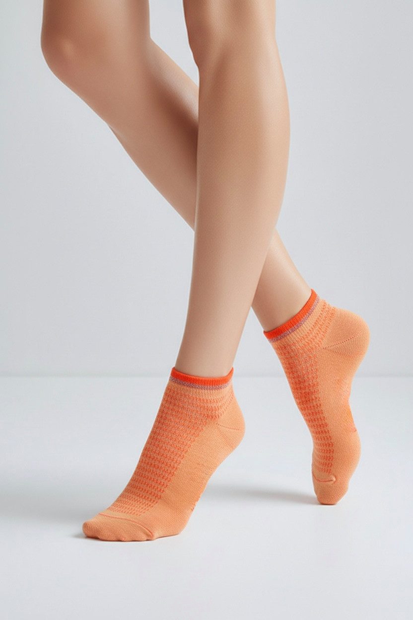 DAILYSOCKS Sneakersocken ELLI mit luftiger Struktur (1-Paar)