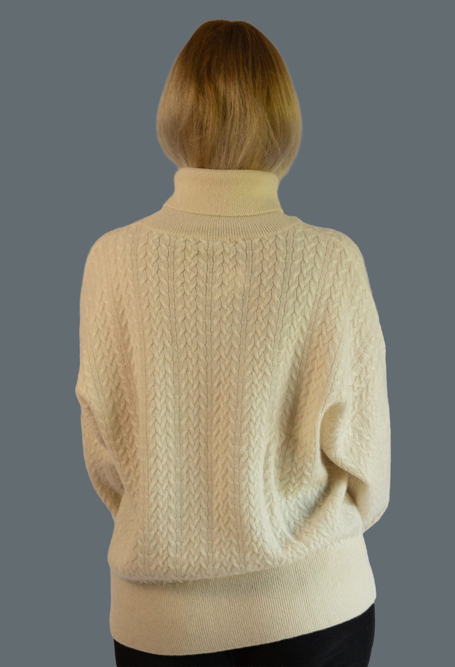 Ariun Kaschmirpullover mit Zopfmuster