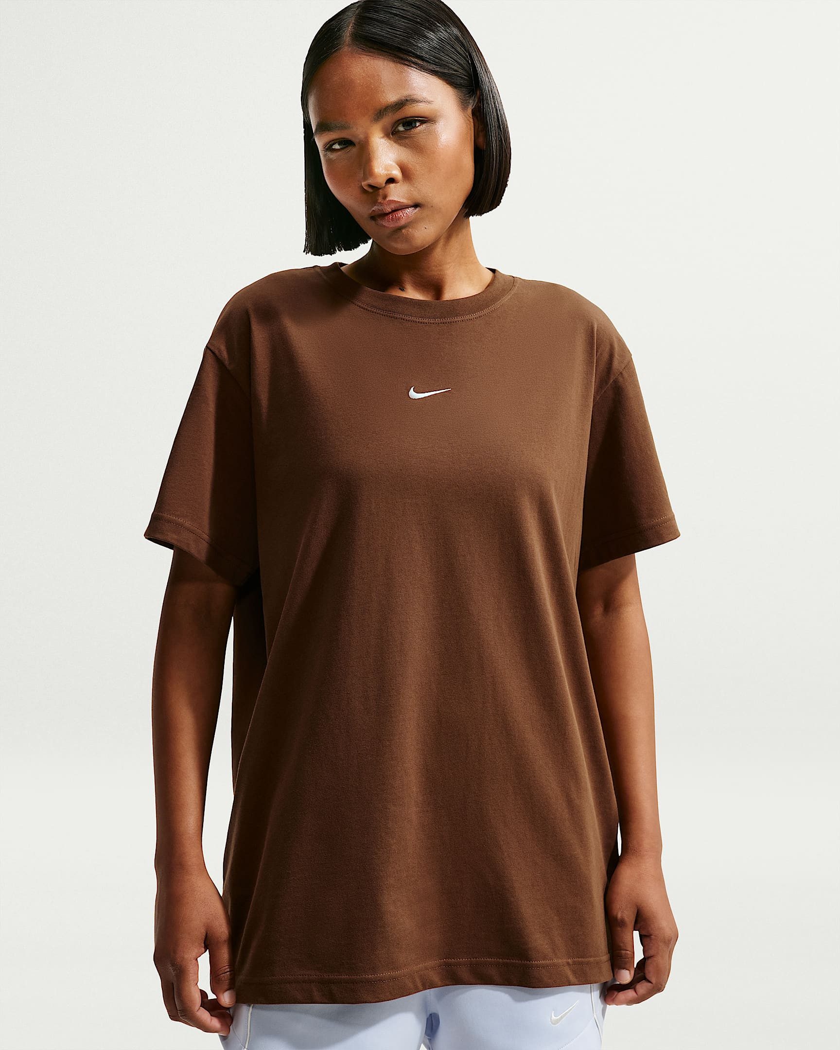 Nike Sportswear T-Shirt W NSW CLASSIC SS TEE Kurzarm, mit Rundhalsausschnitt, aus Baumwoll-Jersey, normale Länge
