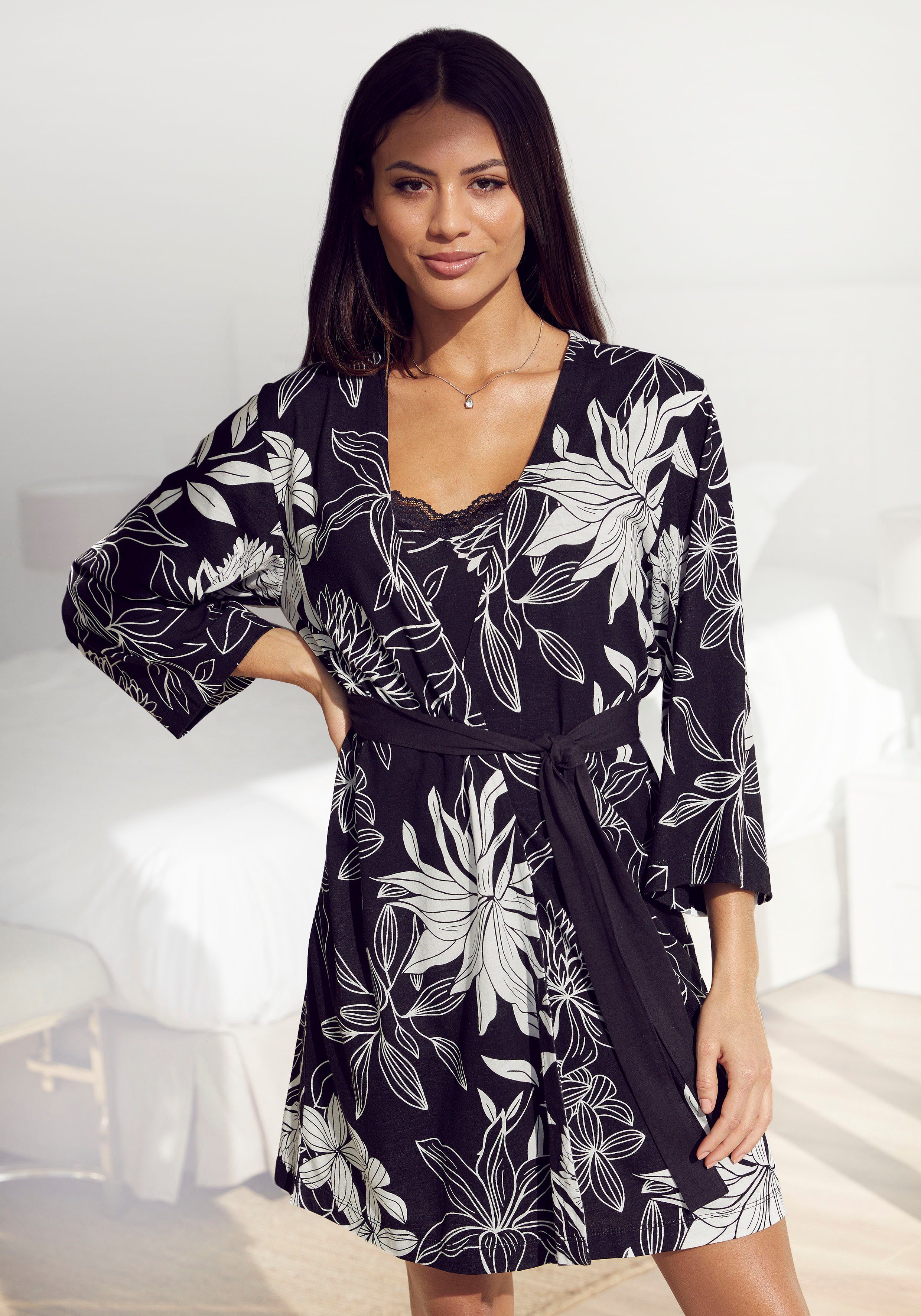 Gürtel, Kurzform, LASCANA Kimono, mit Kimono-Kragen, schwarz Druck floralem Single-Jersey,