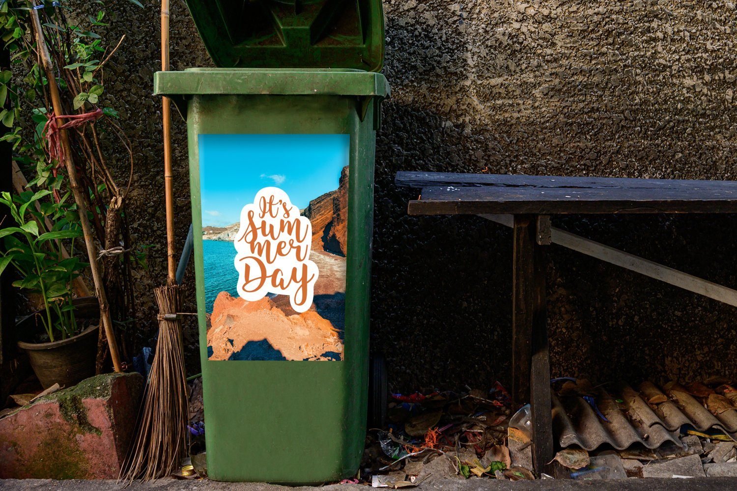 MuchoWow Wandsticker Sommer - Mülltonne, Mülleimer-aufkleber, St), Container, Felsen Meer (1 Abfalbehälter - Sticker