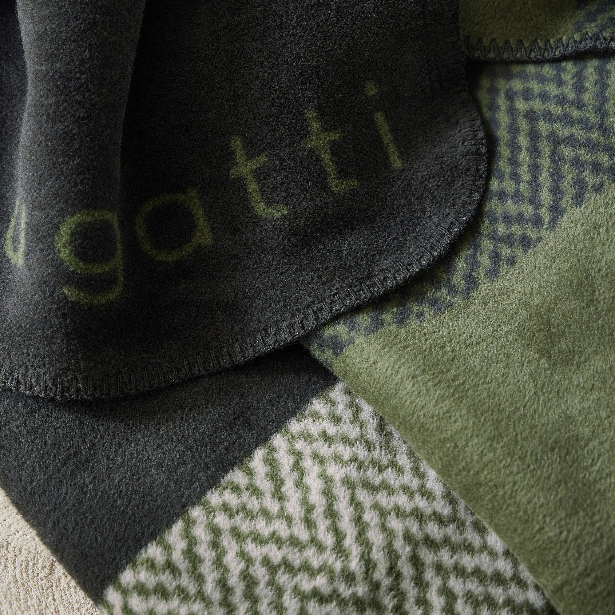 Wohndecke Wohndecke bugatti, bugatti, mit modernem Patchwork-Design