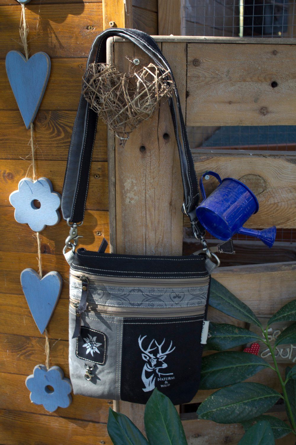 Domelo Trachtentasche Dirndl Tasche. Trachtentasche mit Hirsch Aufdruck. Um günstig online kaufen