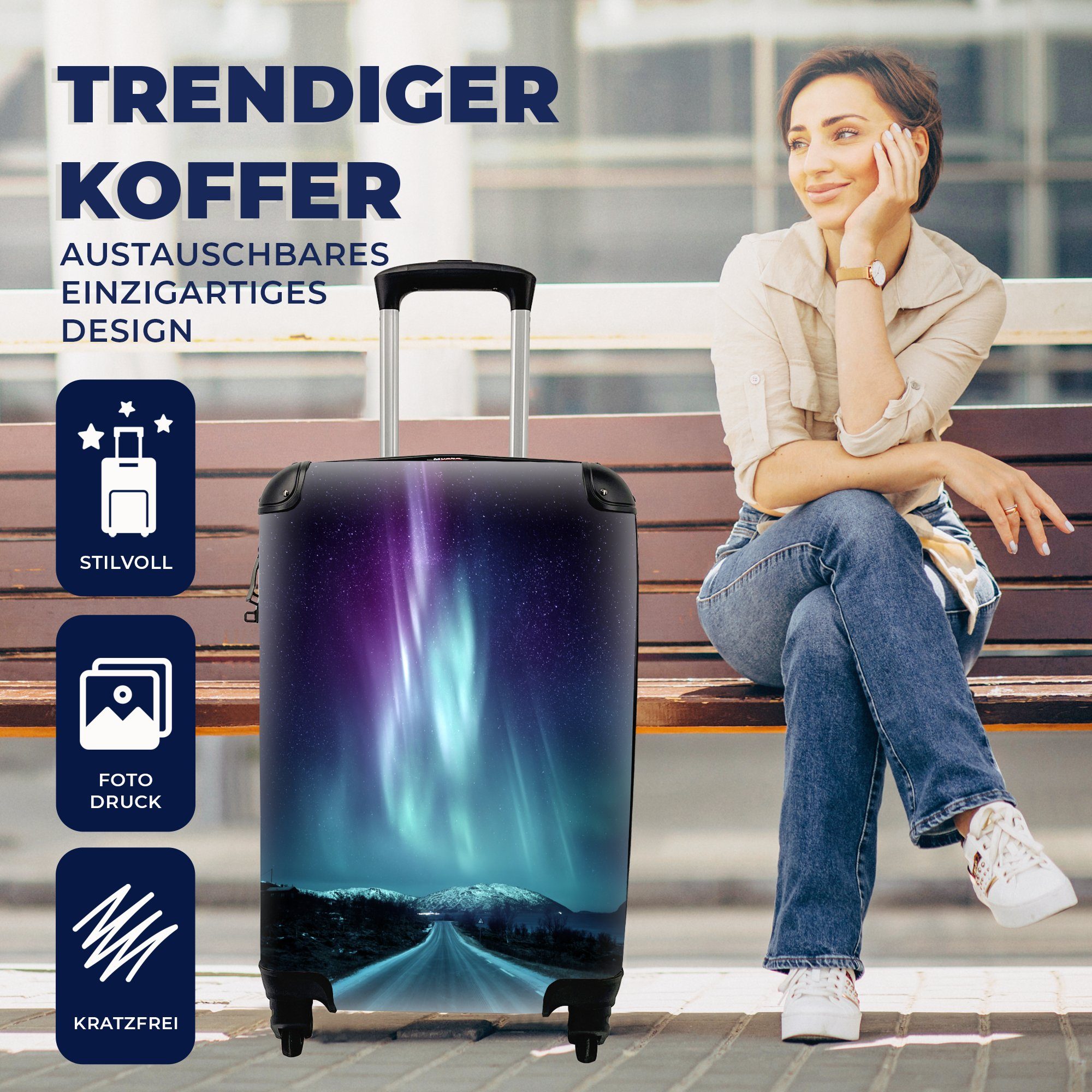 Reisekoffer MuchoWow für Trolley, Reisetasche - 4 Straße, Rollen, rollen, Handgepäckkoffer - Handgepäck Ferien, Schnee mit Nordlichter